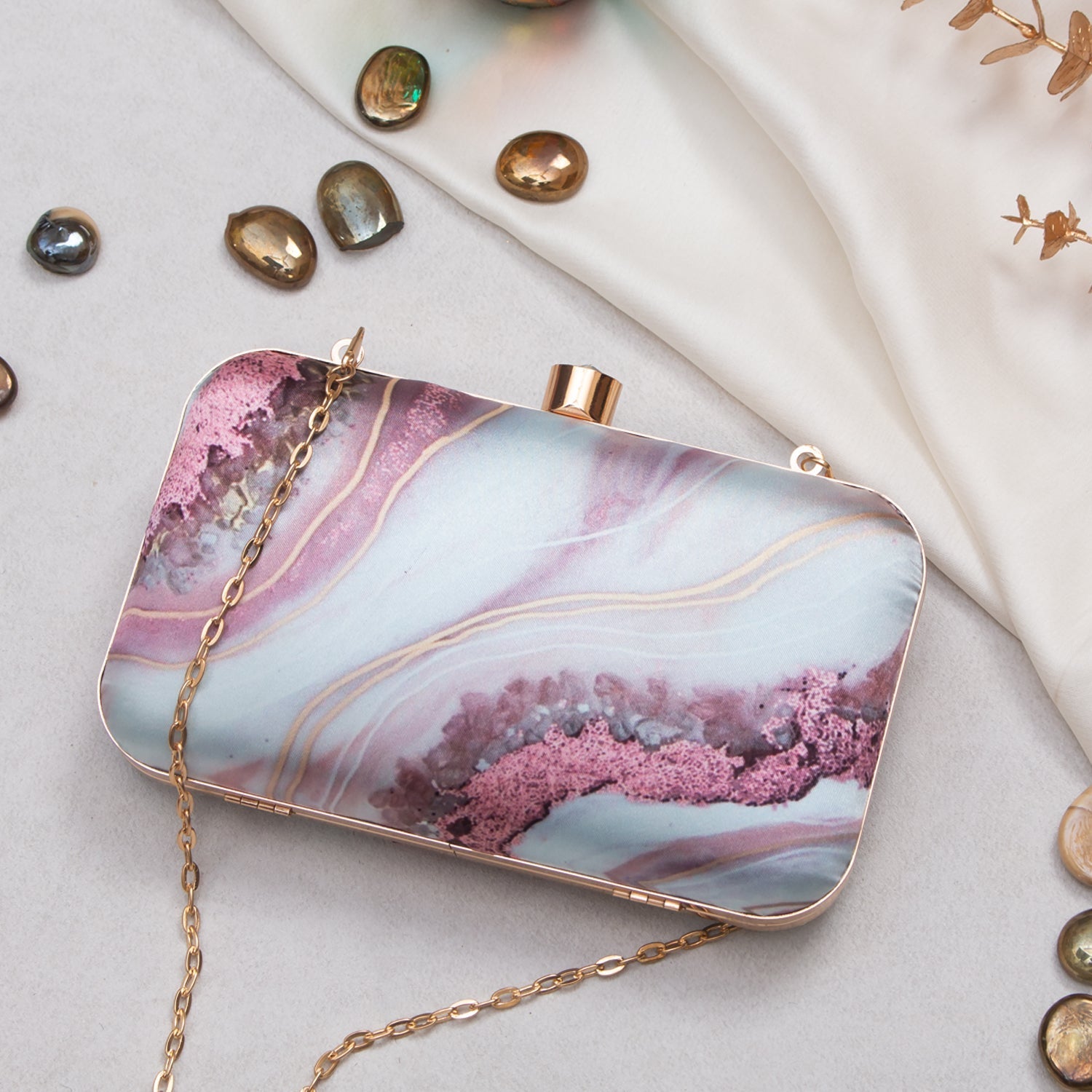 printed clutch