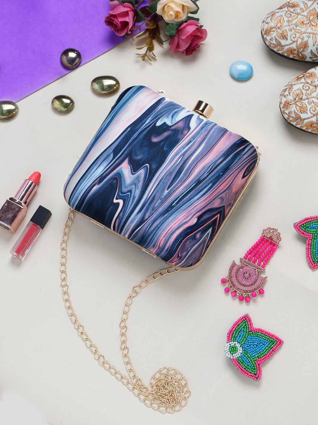 Swisni printed clutch bag