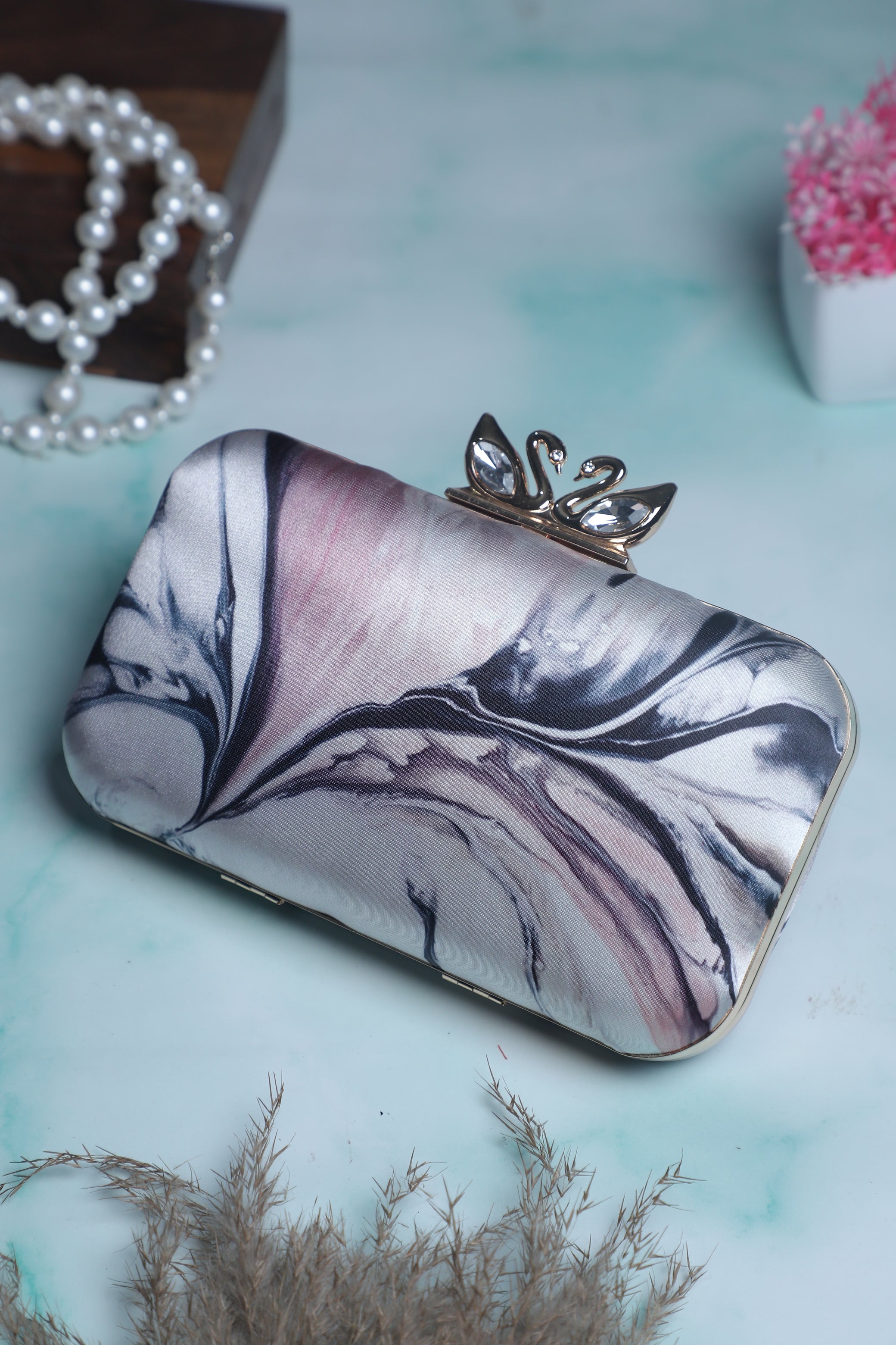 Abstract printed swan lock rectanguler clutch