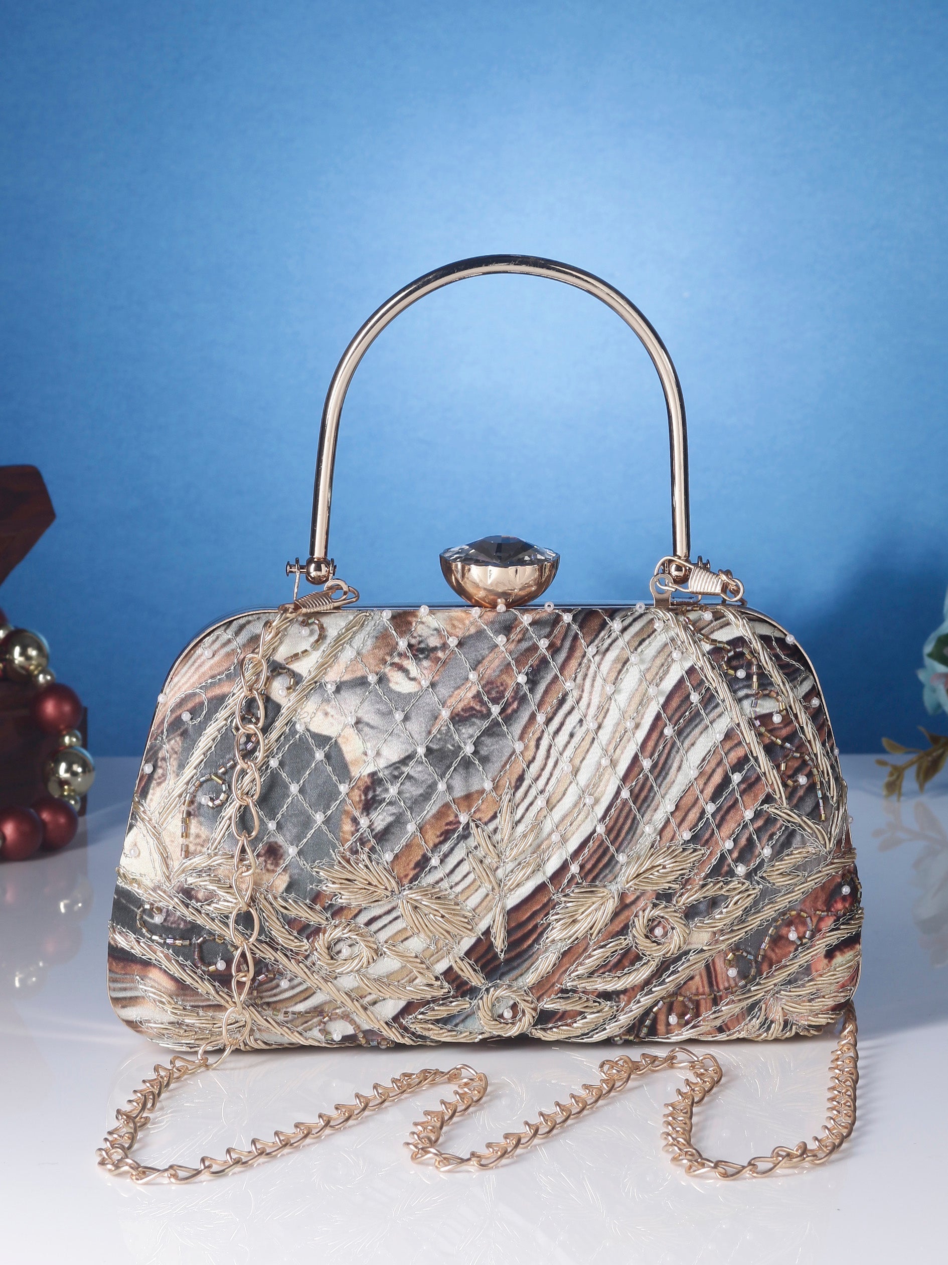 Swisni printed embroidered handle bag
