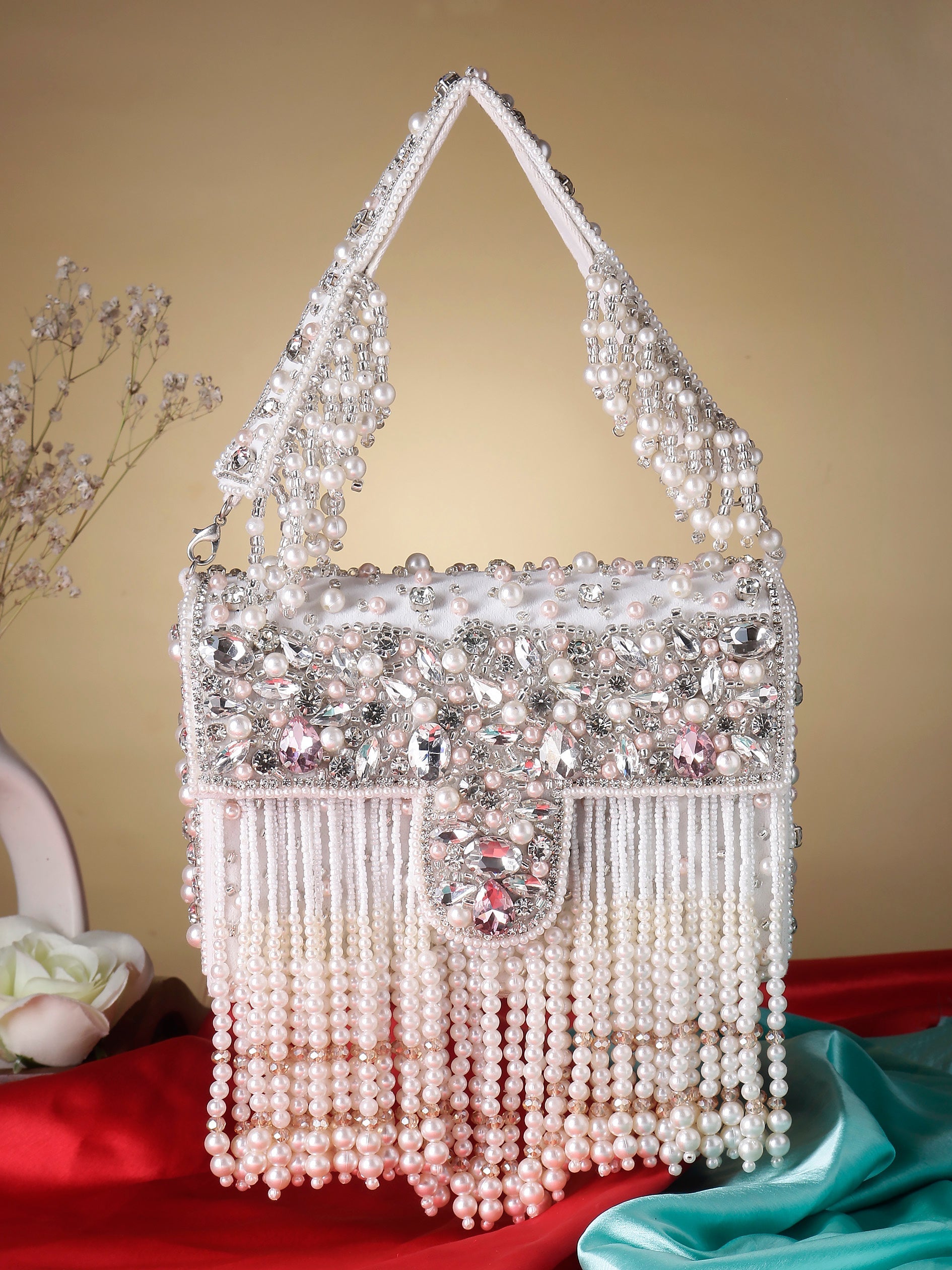 Swisni white dolly embroidred flap bag