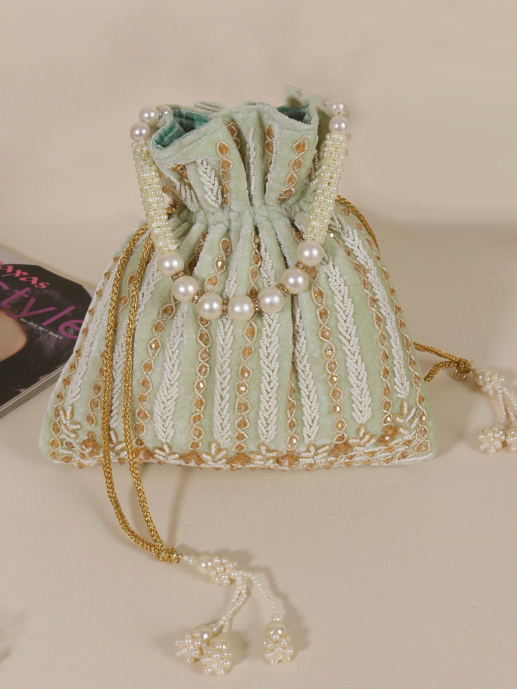 Swisni pista potli bag