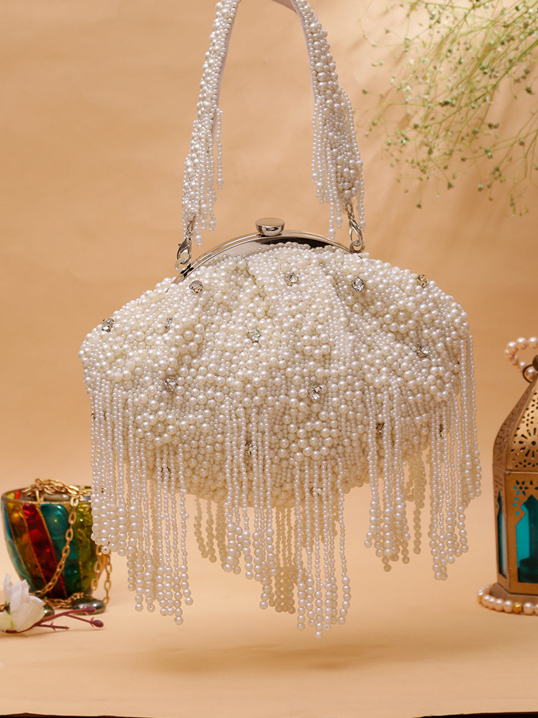 Swisni white bearl batua bag
