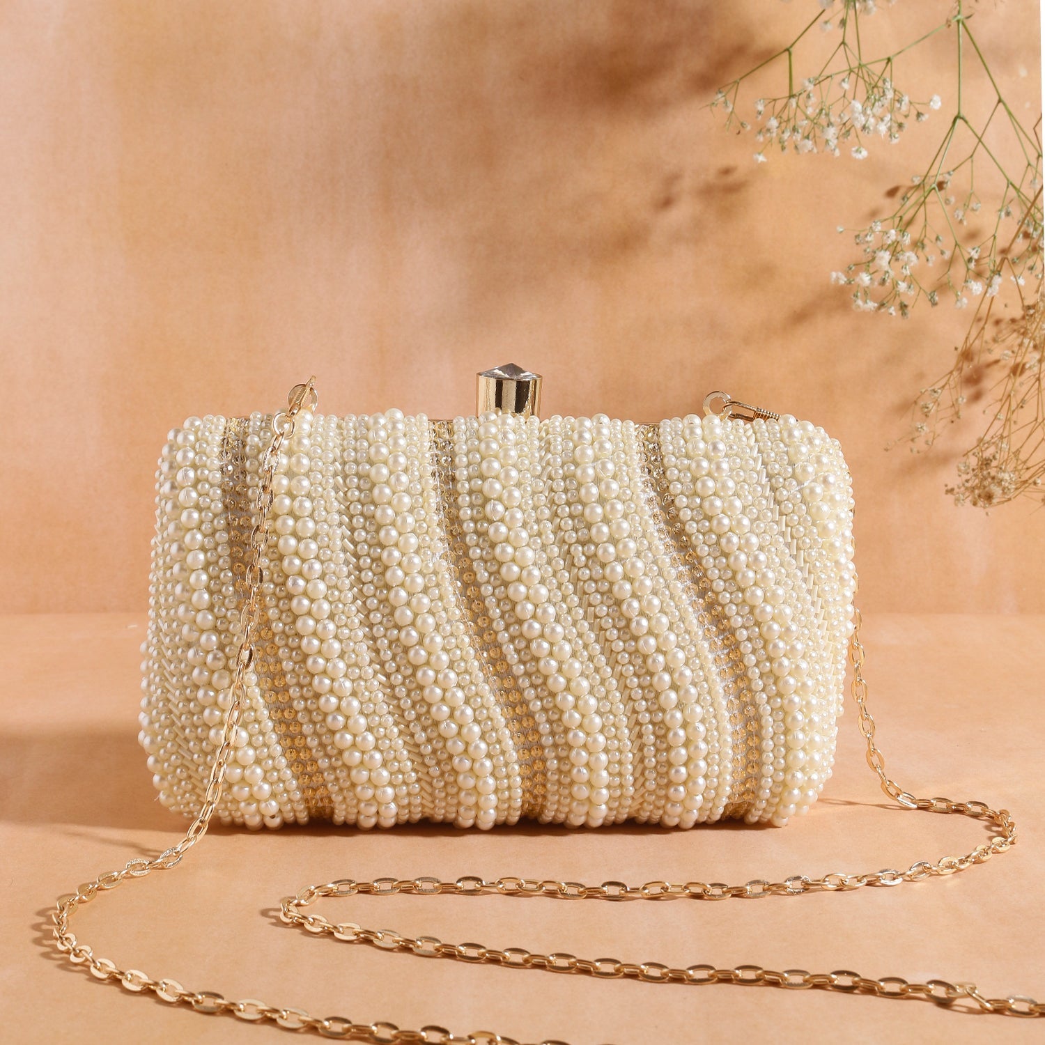 Pearl Box Clutch For Casual Use