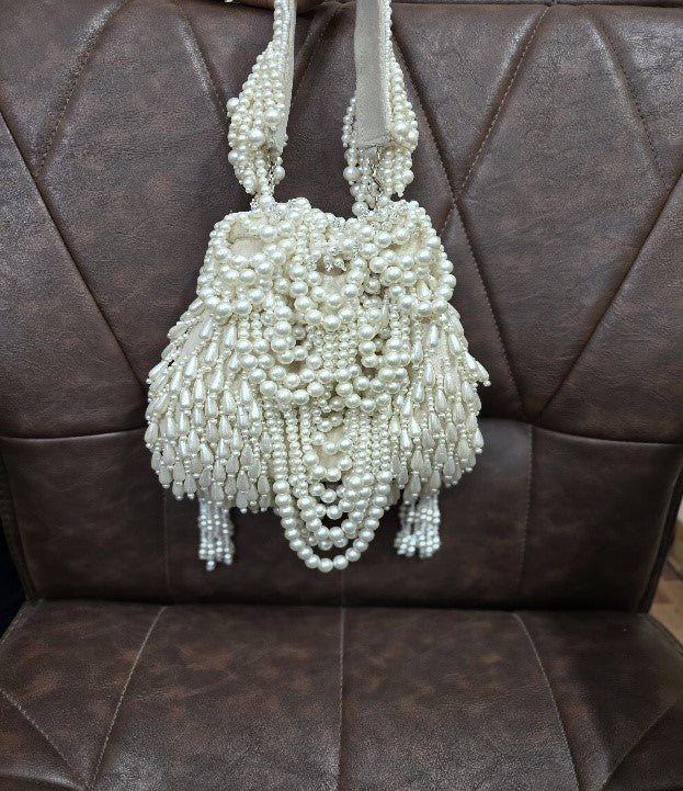 Designer White Per Potli