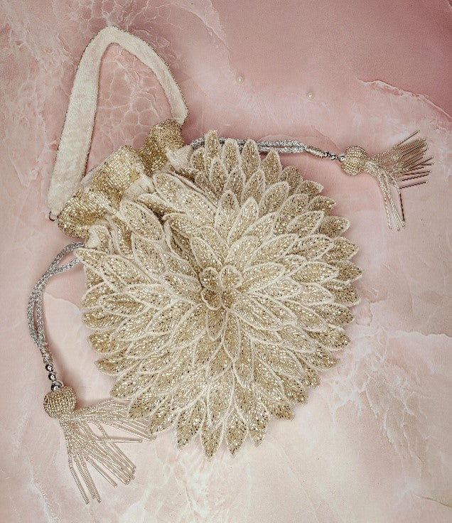 White Leaf Potli