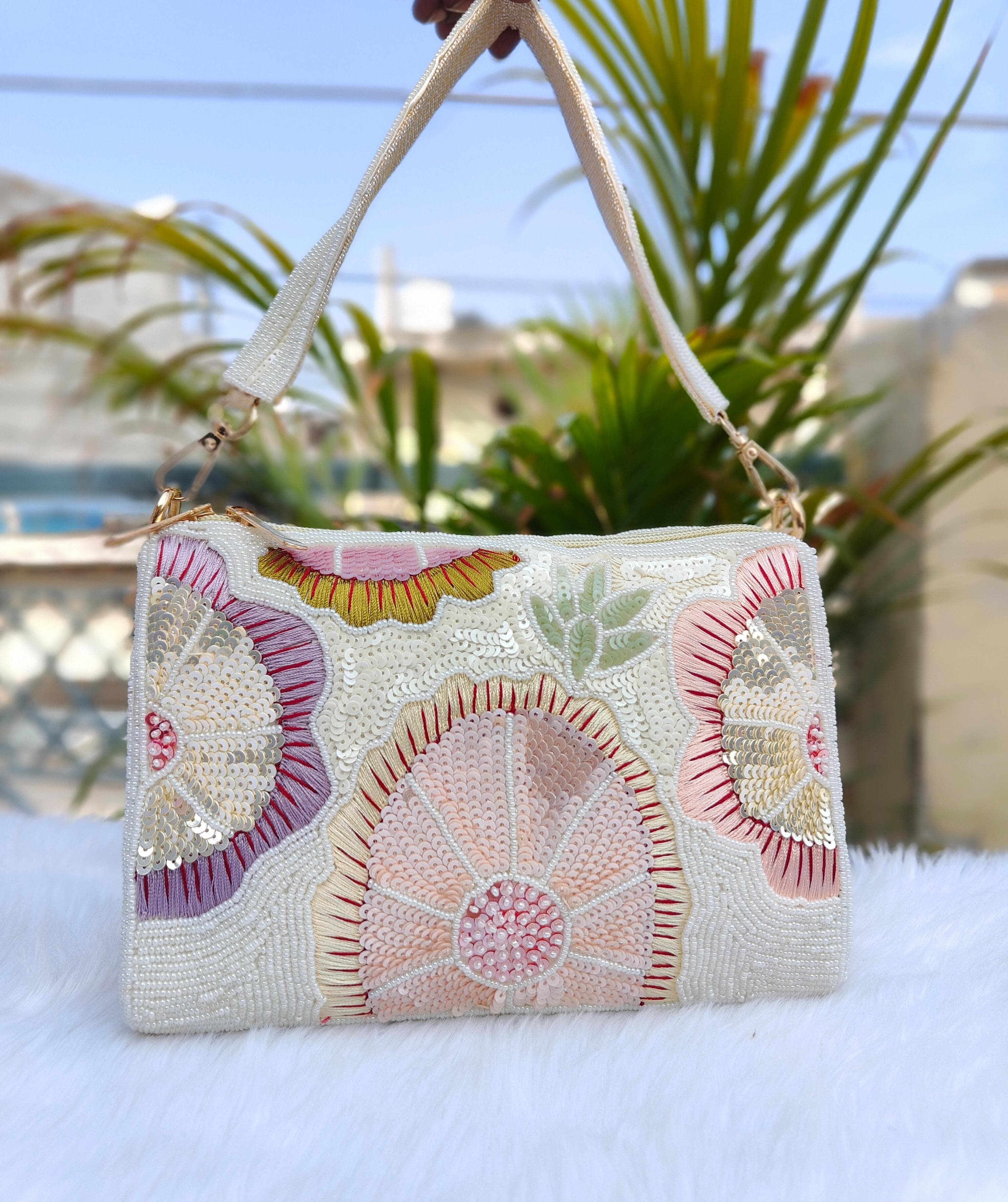 embroidered-clutch-bag-5