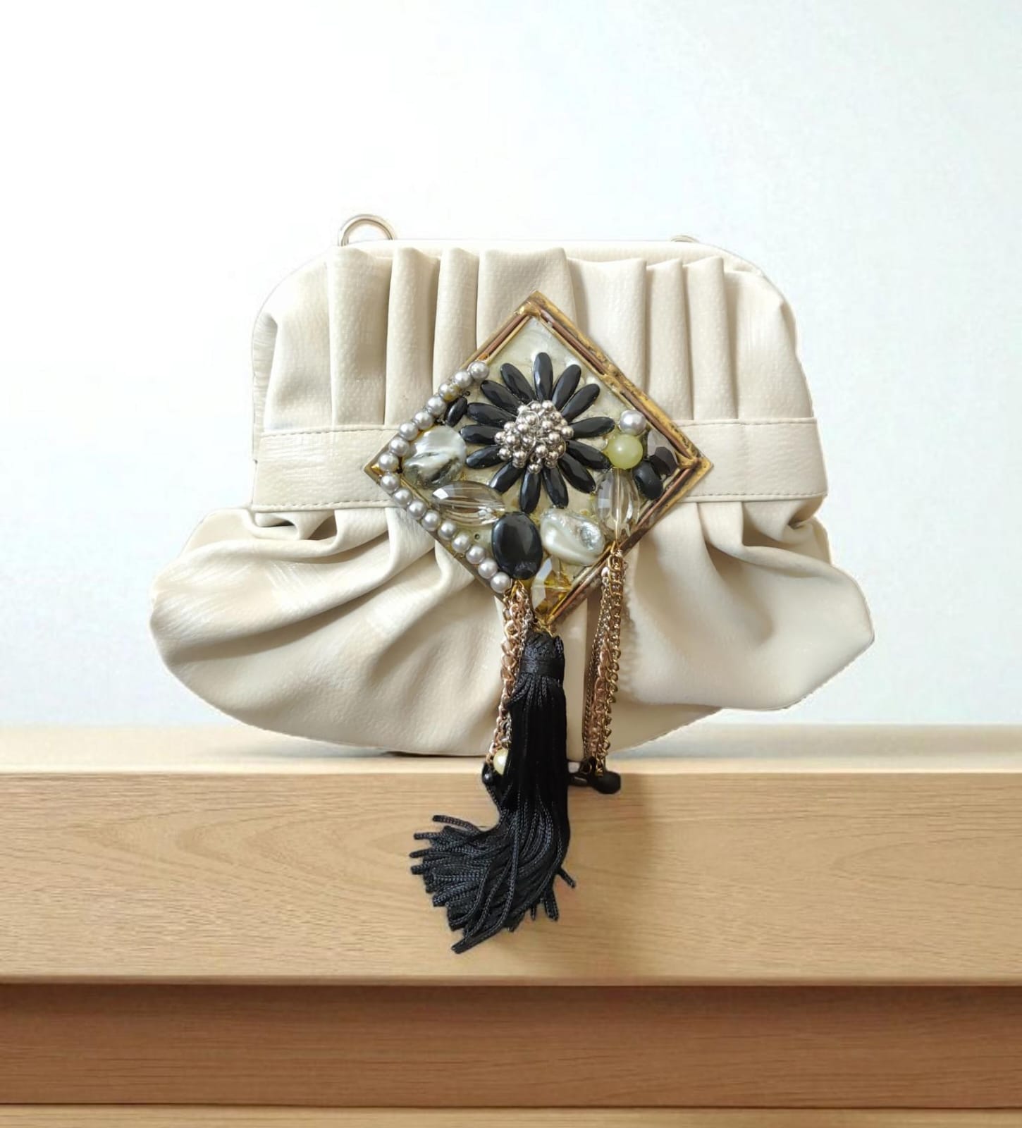 Luxury Brooch clutch