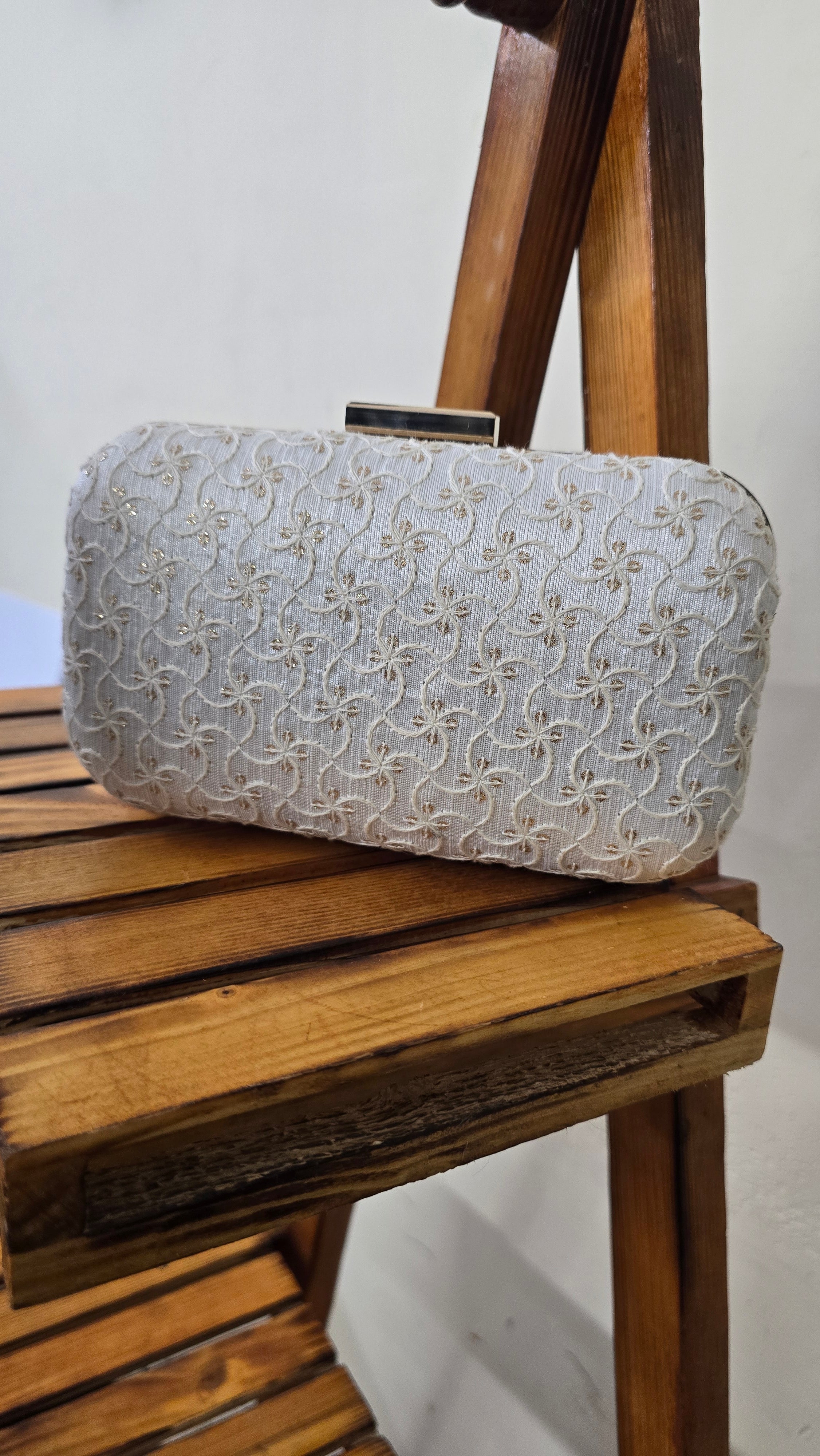 Fabric clutch bag