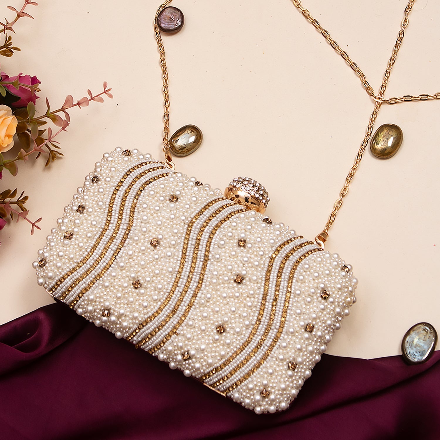 pearl clutch