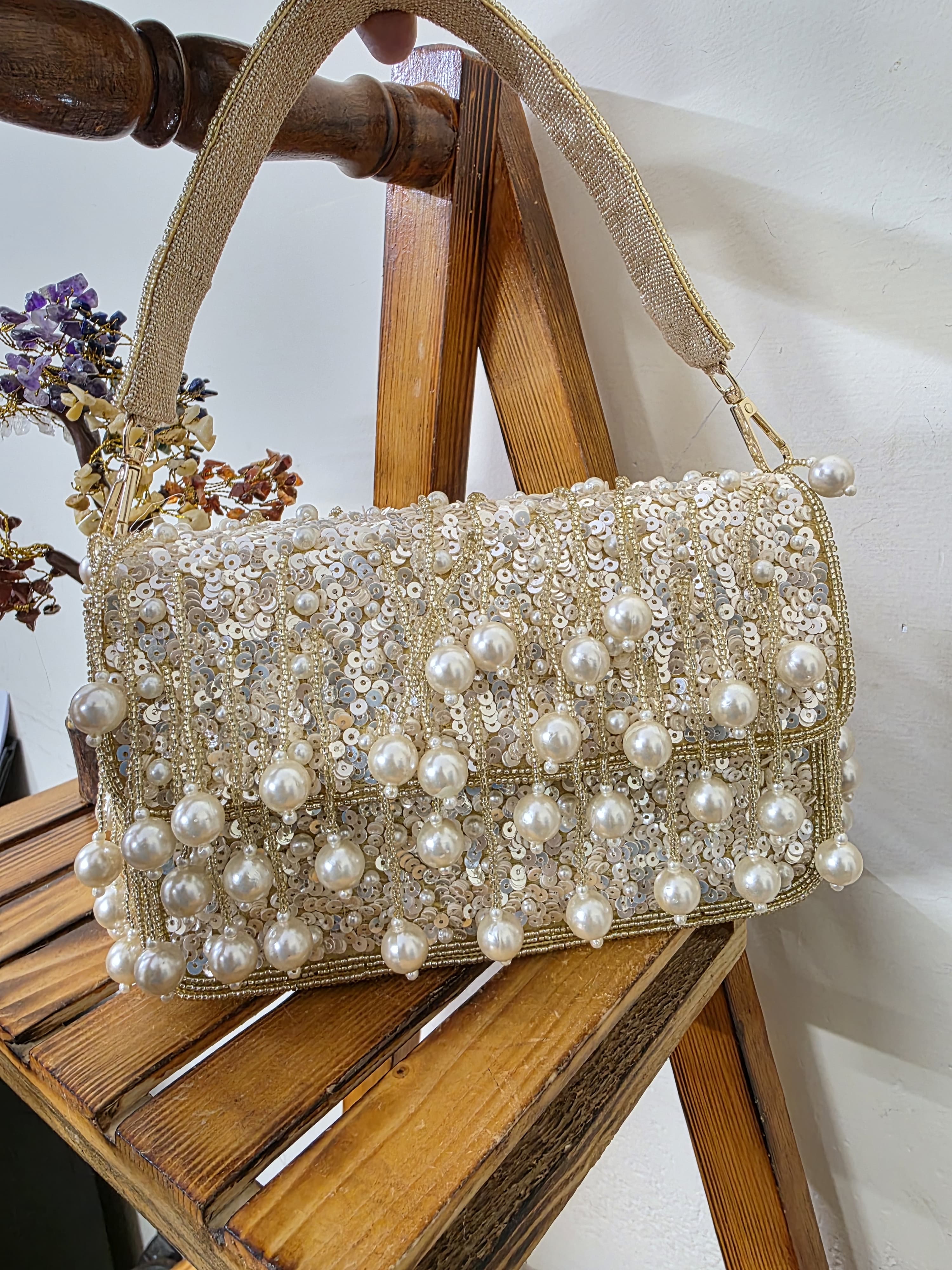 Handcrafted Flap Bag SWIS-2172 | VRPS Handicrafts | Indian Ethnic Bag