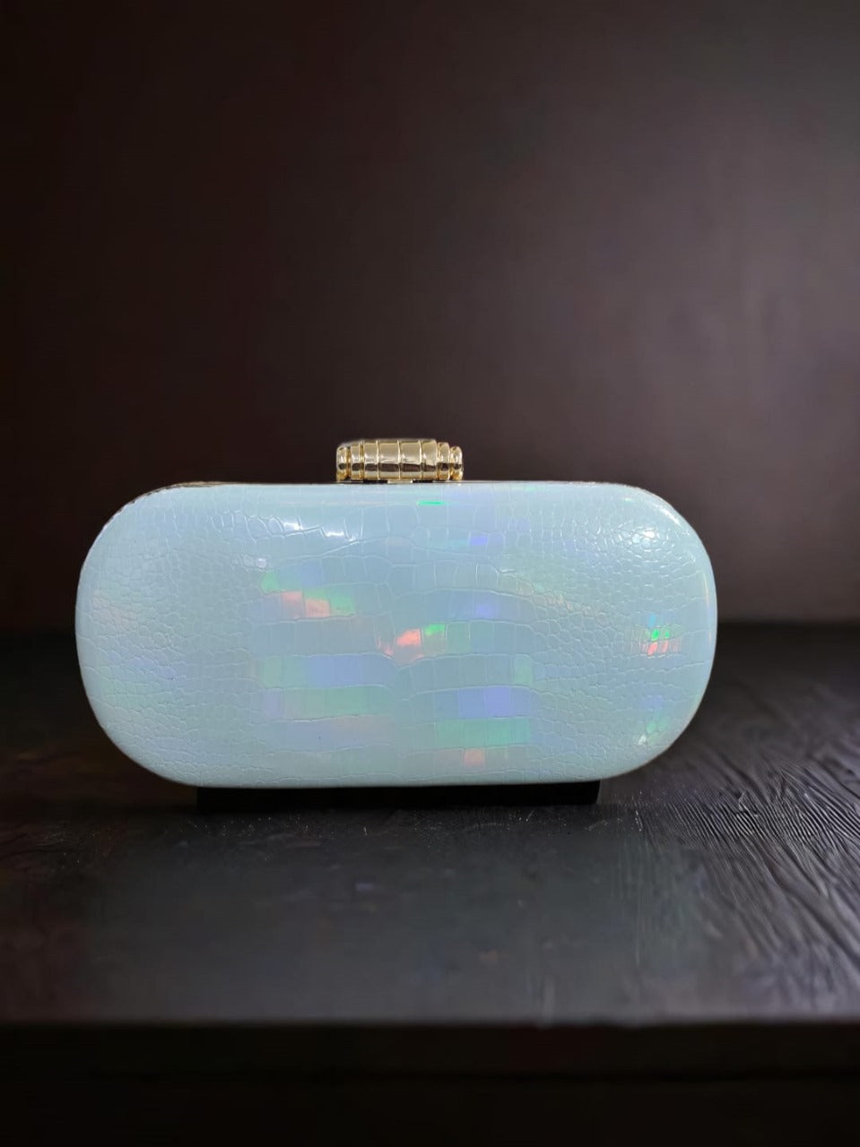 Fabric clutch