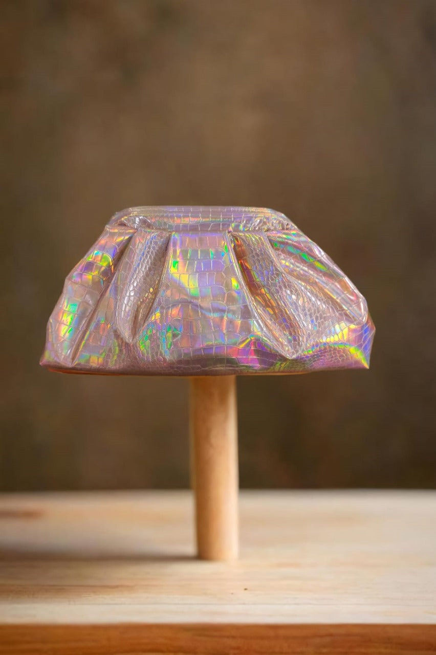 Fabric clutch