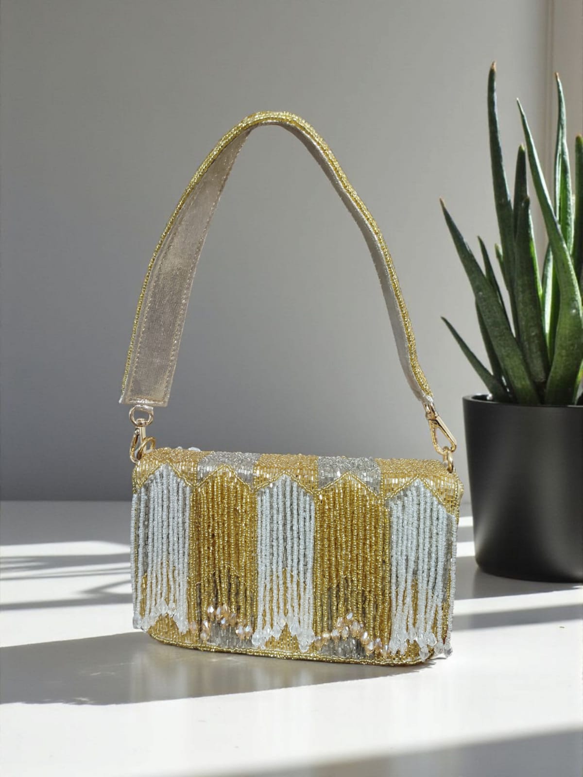 VRPS Flap Bag | Handcrafted Ethnic Bag | SWIS-2886