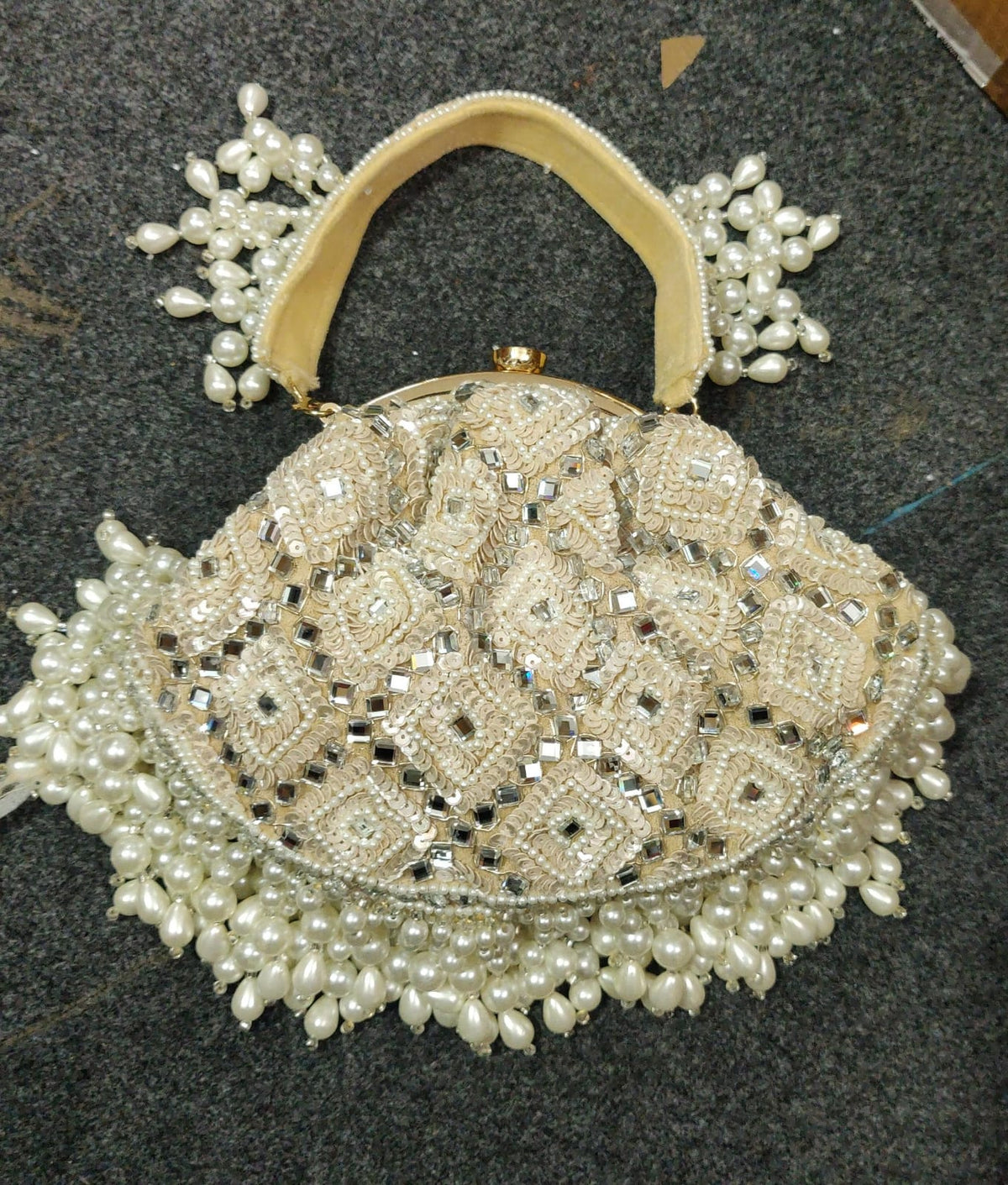 VRPS Batua Bag | Handcrafted Ethnic Bag | SWIS-3729 | Additional Angle