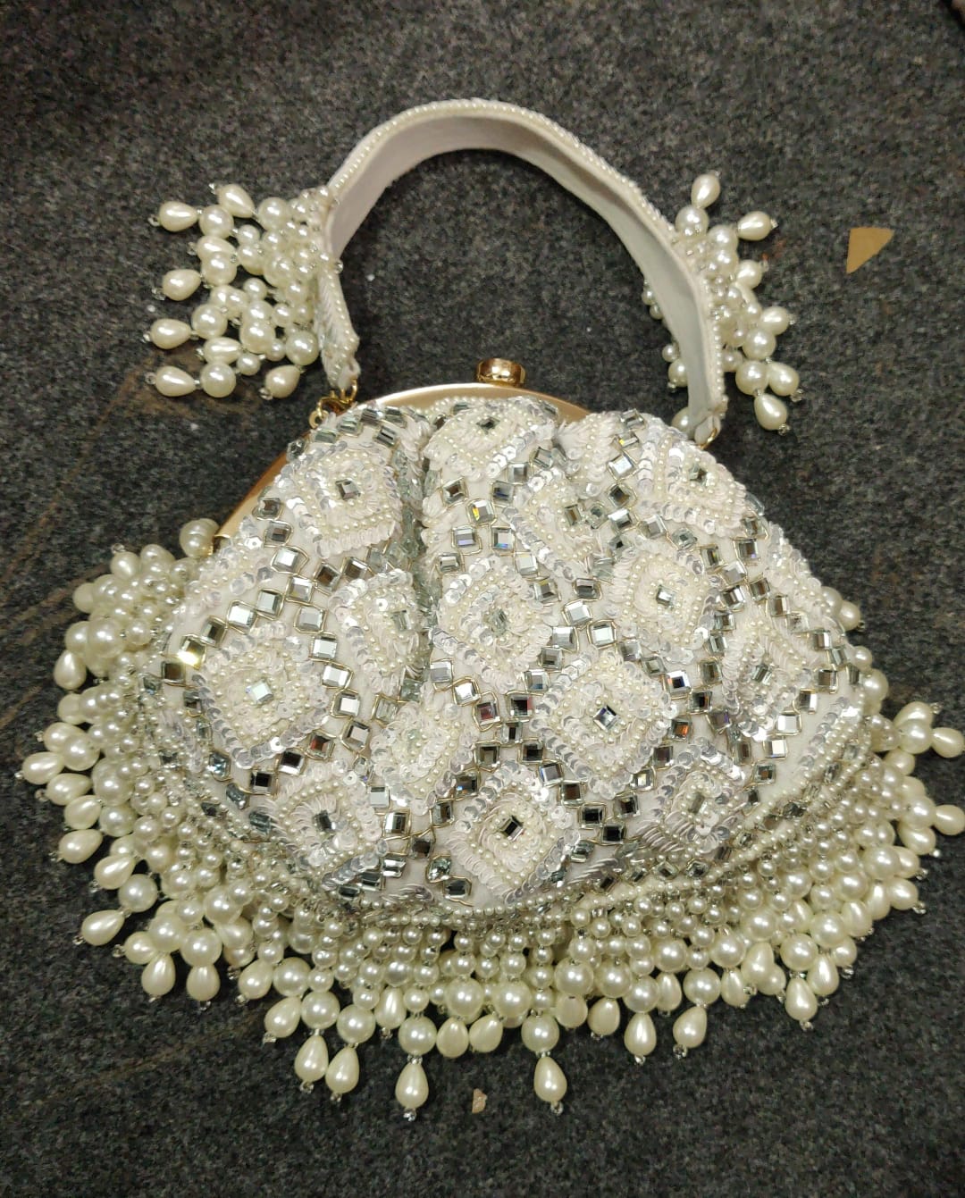 VRPS Batua Bag | Handcrafted Ethnic Bag | SWIS-3730 | Additional Angle