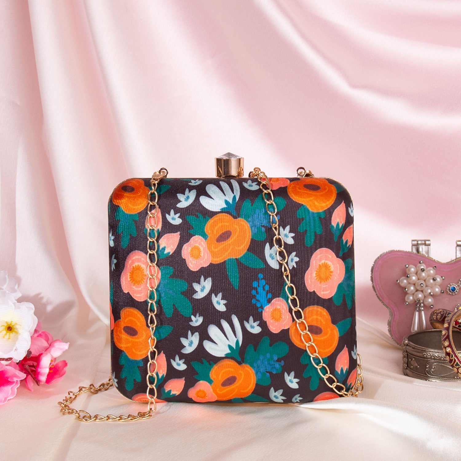 Abstract printed clutch bag