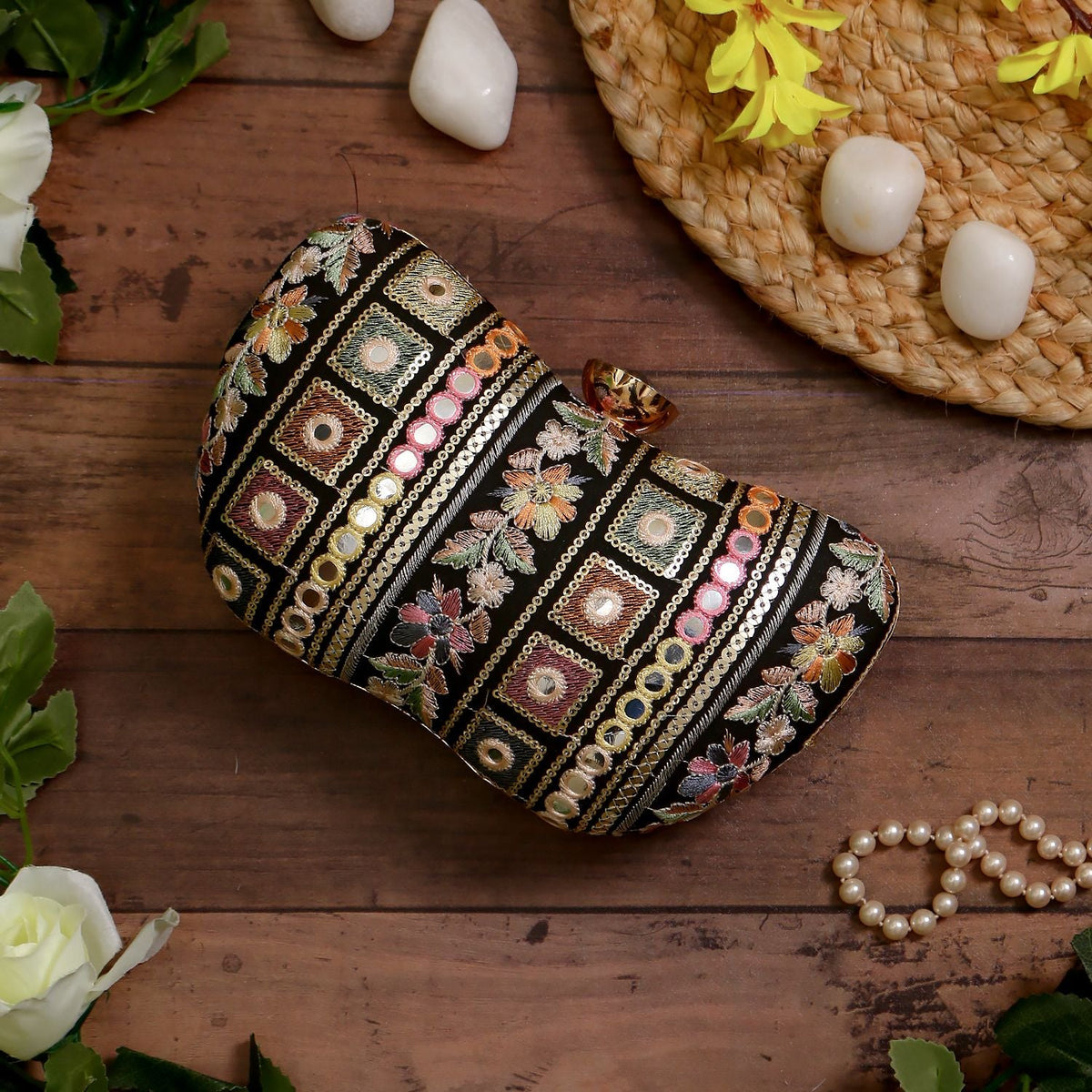 VRPS Handicrafts SWIS-811 Front View