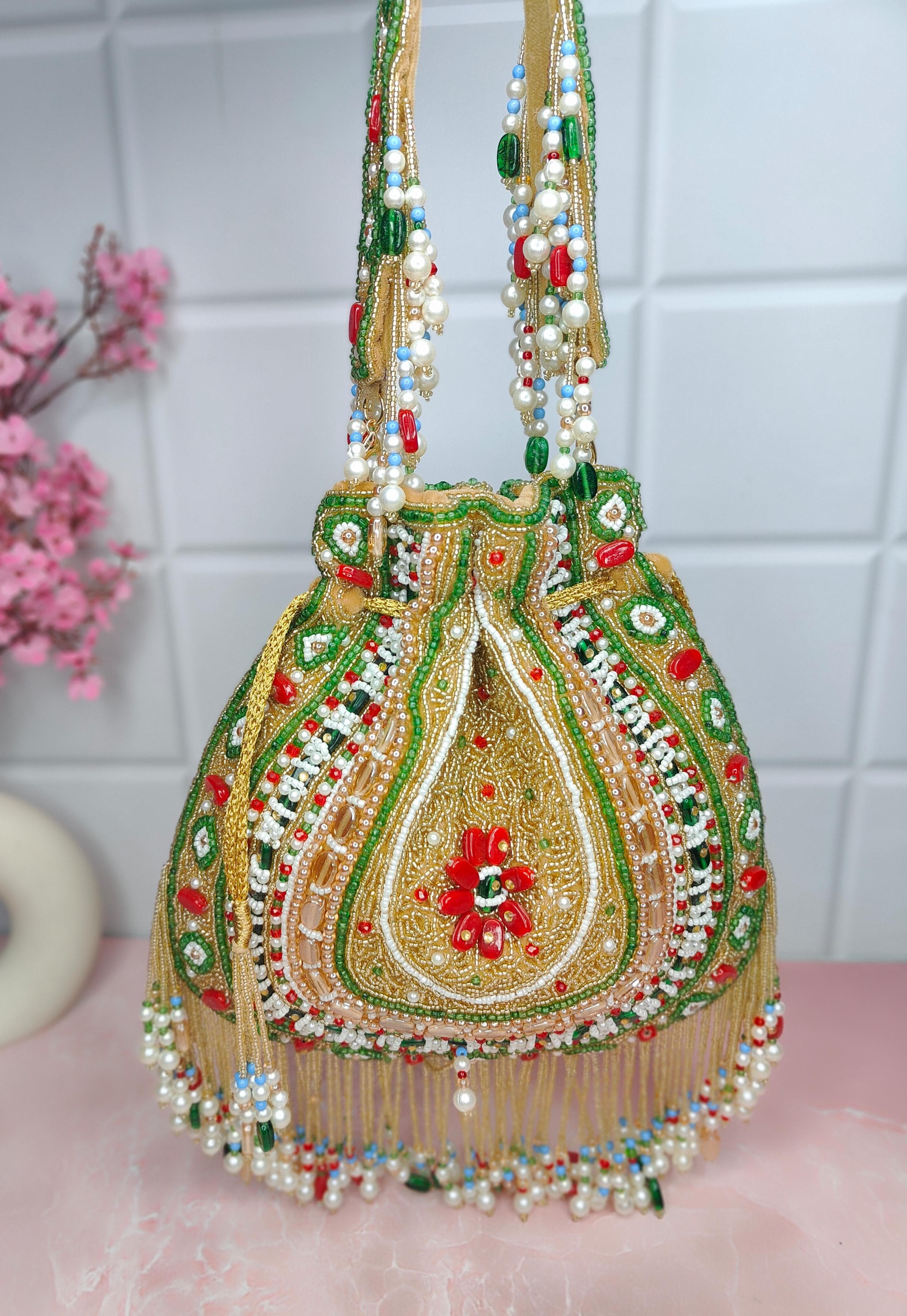 designer-mirror-potli