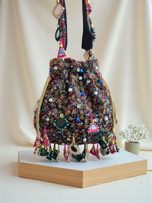 VRPS Handicrafts SWIS-3679 Front View