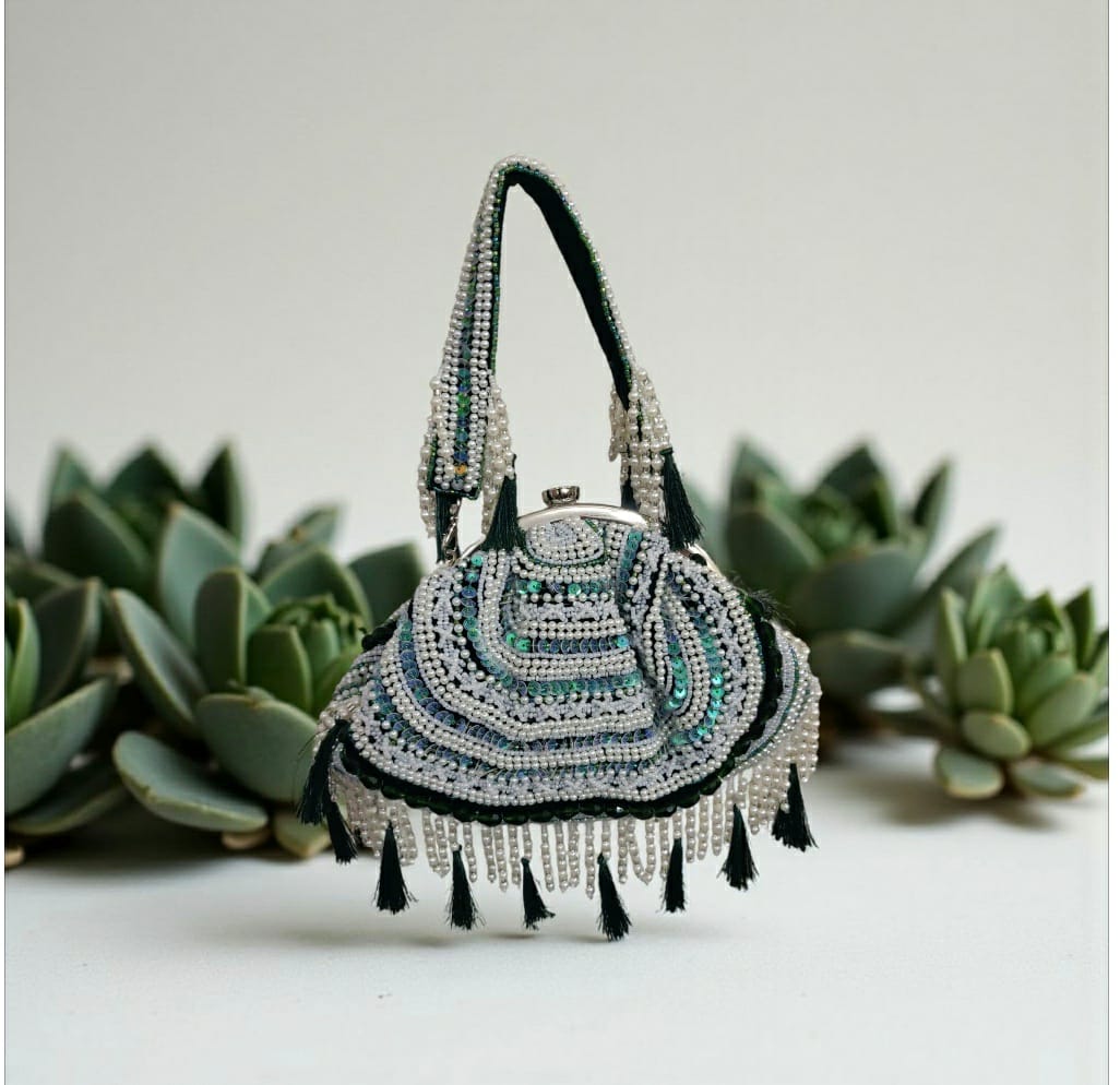 VRPS Handicrafts SWIS-3248 Front View