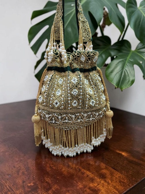 VRPS Handicrafts SWIS-4715 Front View