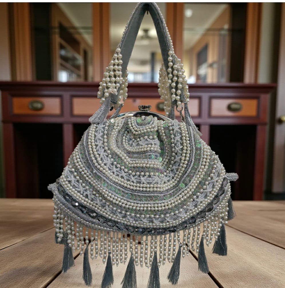 VRPS Handicrafts SWIS-3249 Front View