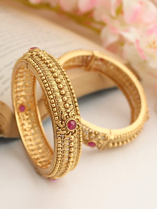 SWISNI GOLDEN BANGLES