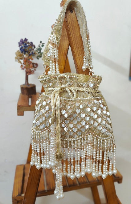 VRPS Handicrafts SWIS-2013 Front View