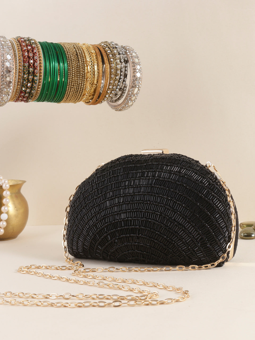 Swisni D shape embroidered black bag