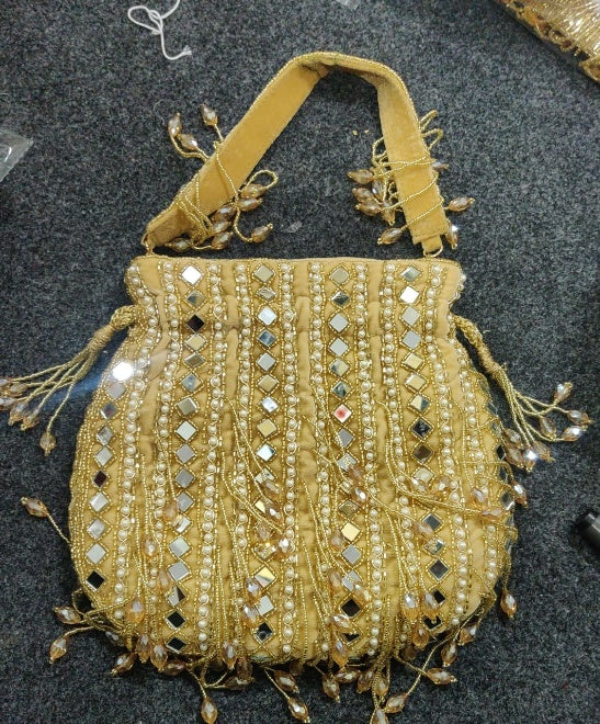 VRPS Handicrafts SWIS-3736 Front View