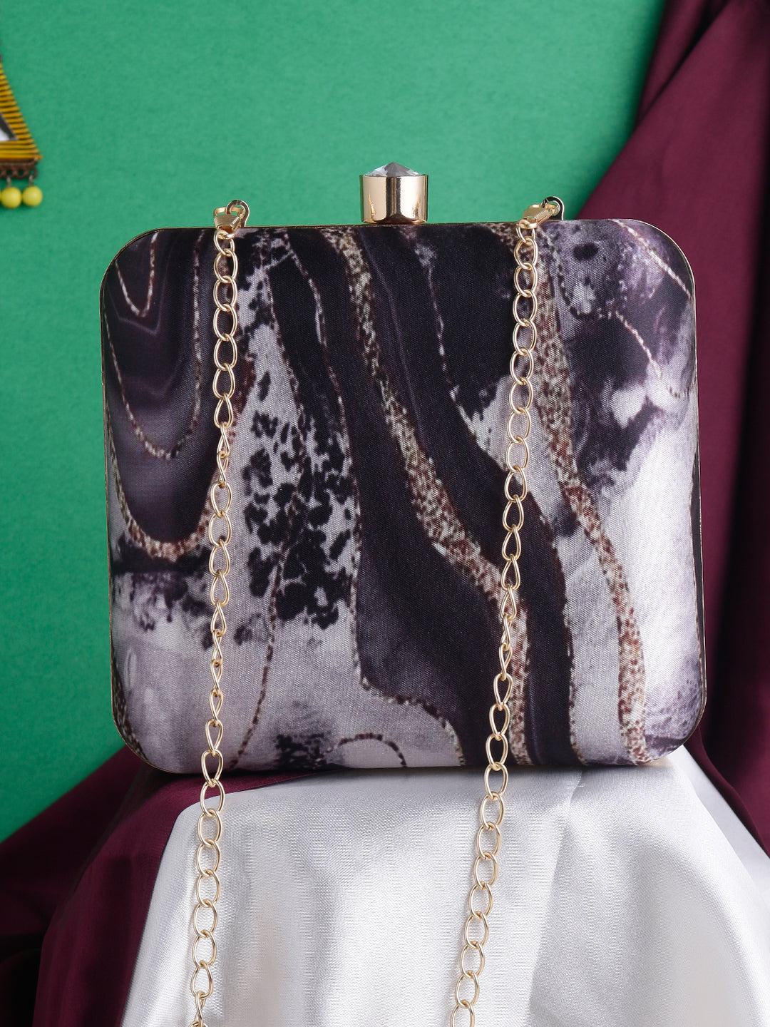 VRPS Printed Clutche | Handcrafted Ethnic Bag | SWIS-999