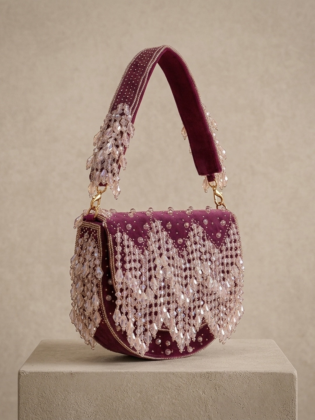 Handcrafted Flap Bag SWIS-1243 | VRPS Handicrafts | Indian Ethnic Bag