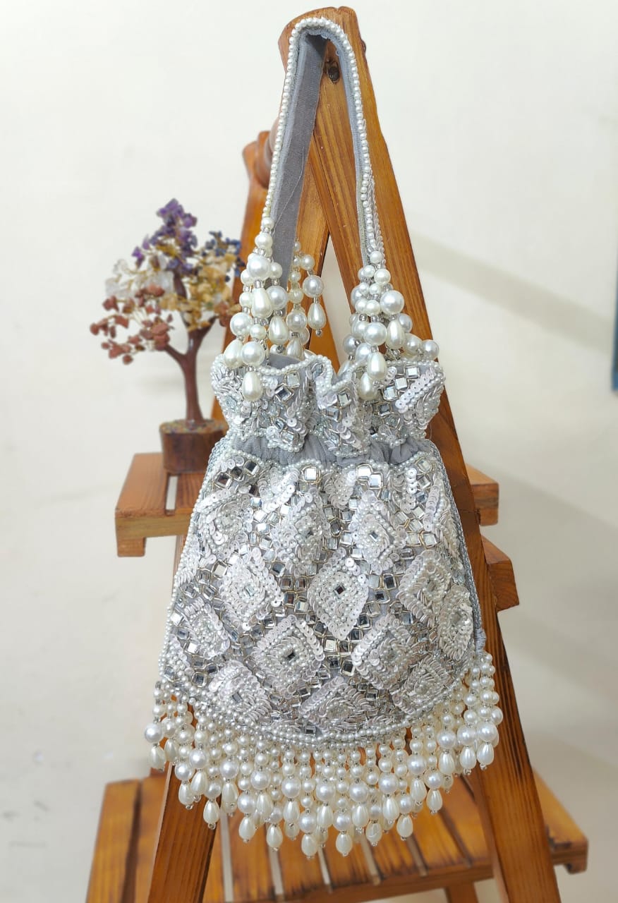 VRPS Potli Bag | Handcrafted Ethnic Bag | SWIS-1888 | Additional Angle