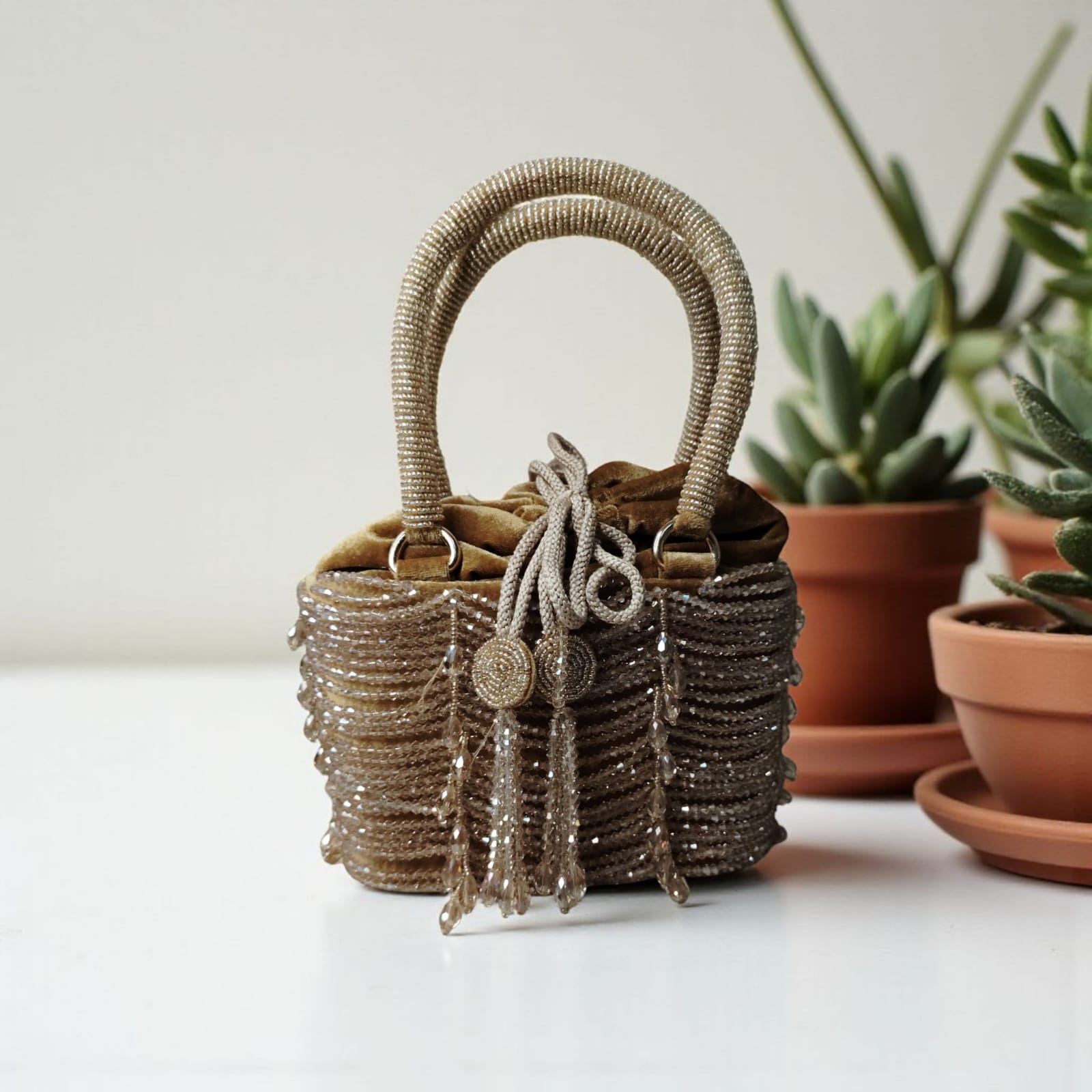 VRPS Bucket Bag | Handcrafted VRPS Bucket Bag | SWIS-3259