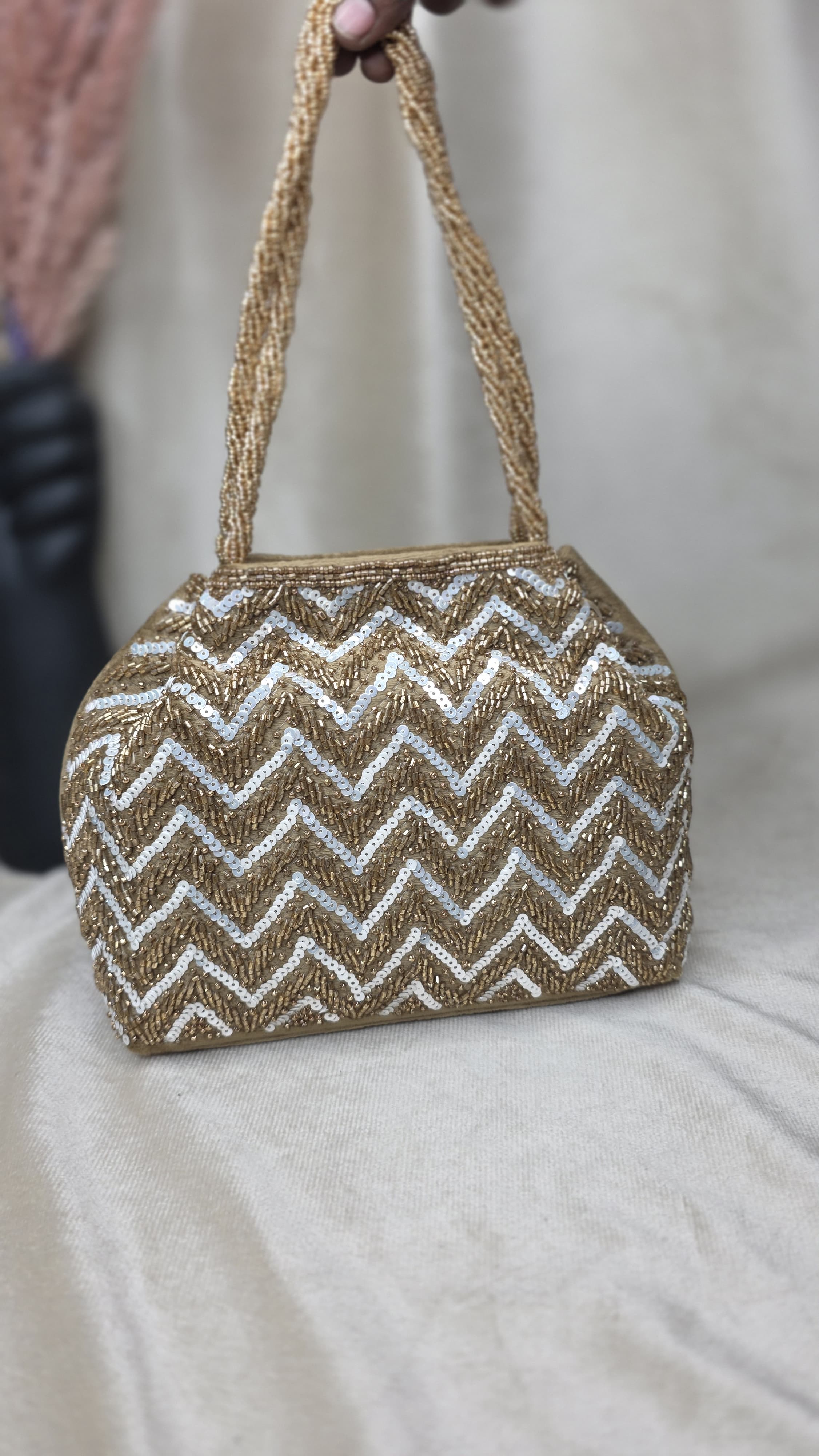 VRPS Bucket Bag | Handcrafted VRPS Bucket Bag | SWIS-3391