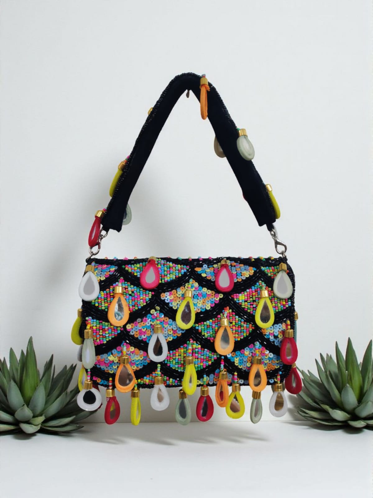 VRPS Flap Bag | Handcrafted Ethnic Bag | SWIS-4011