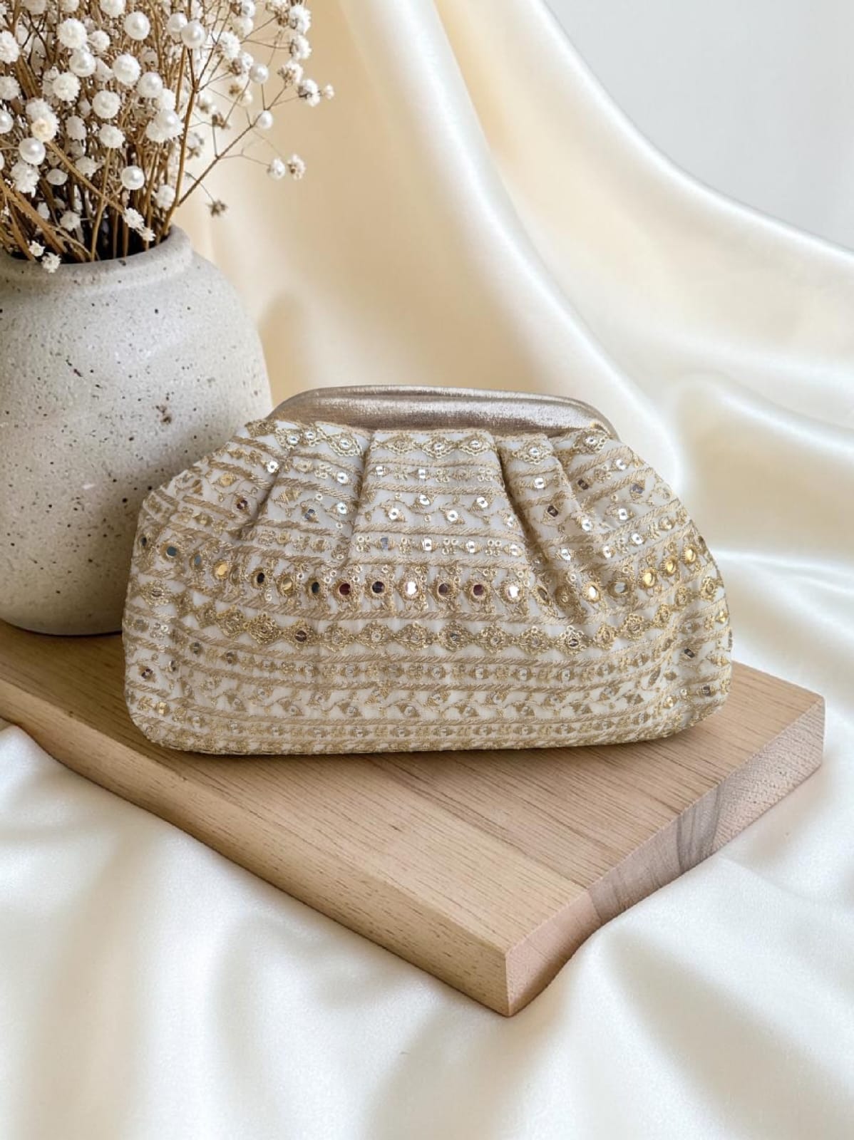 VRPS Batua Bag | Handcrafted VRPS Batua Bag | SWIS-4541