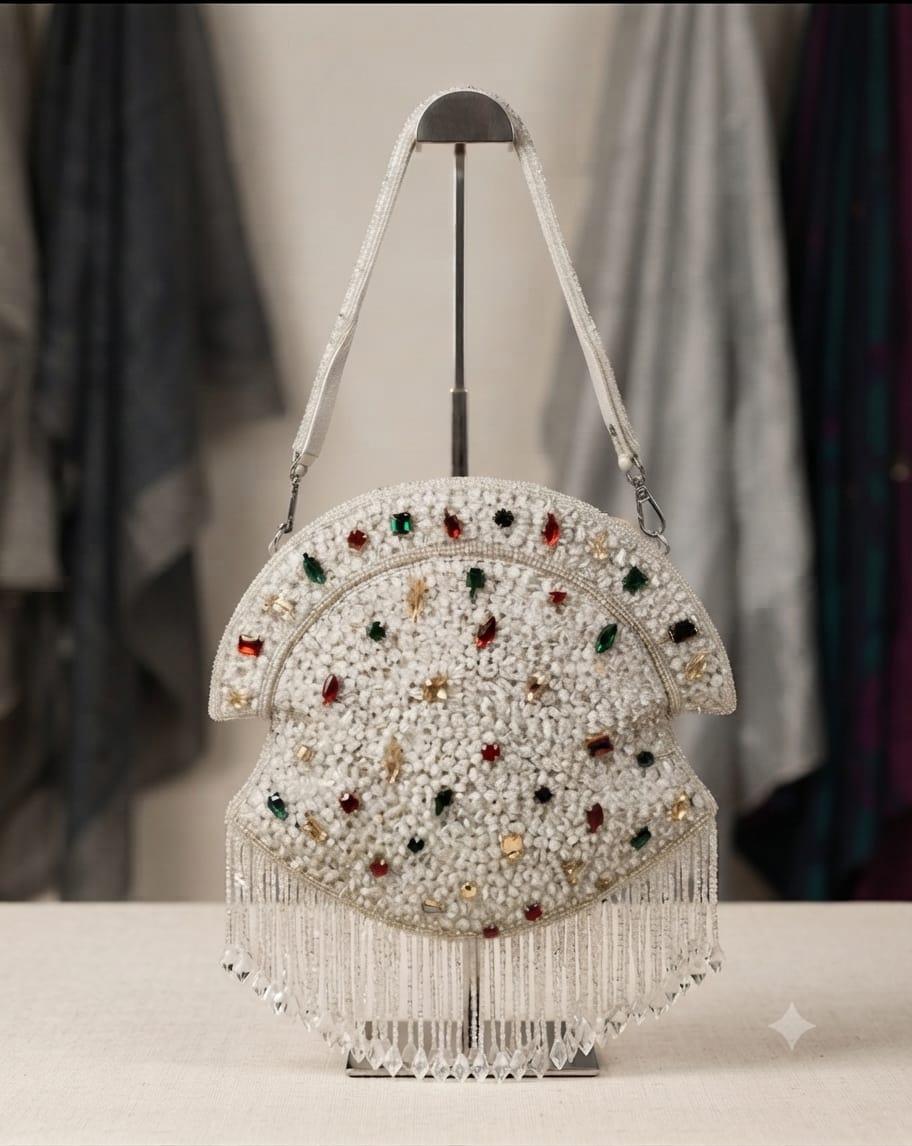 VRPS Batua Bag | Handcrafted Ethnic Bag | SWIS-5432
