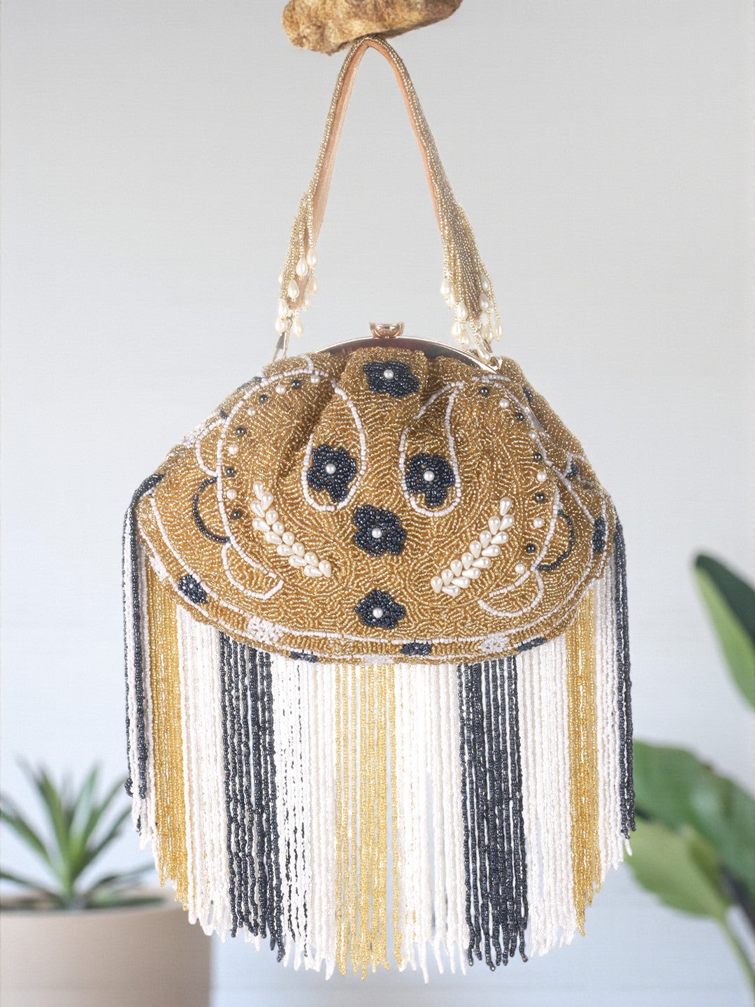 Handcrafted Batua Bag SWIS-787 | VRPS Handicrafts | Indian Ethnic Bag