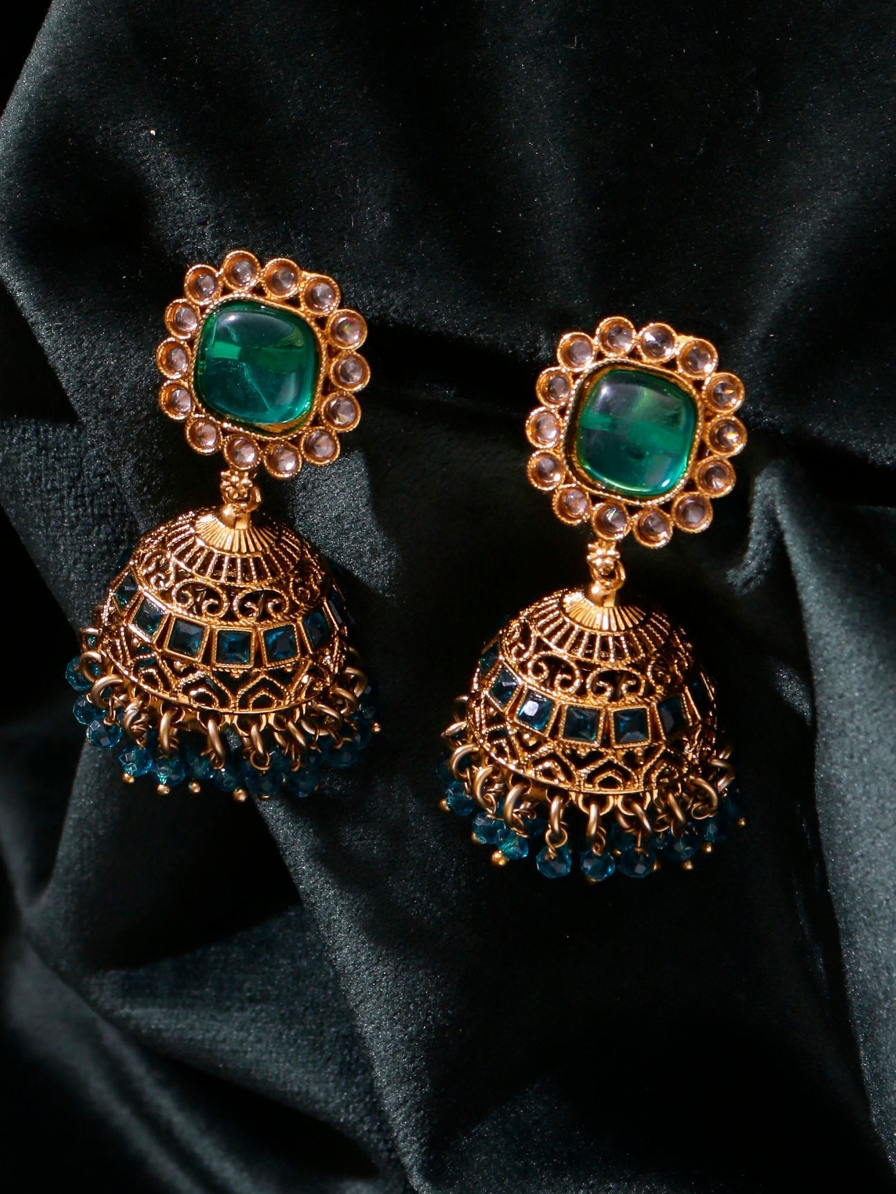 Swisni Alloy Golden Jhumki