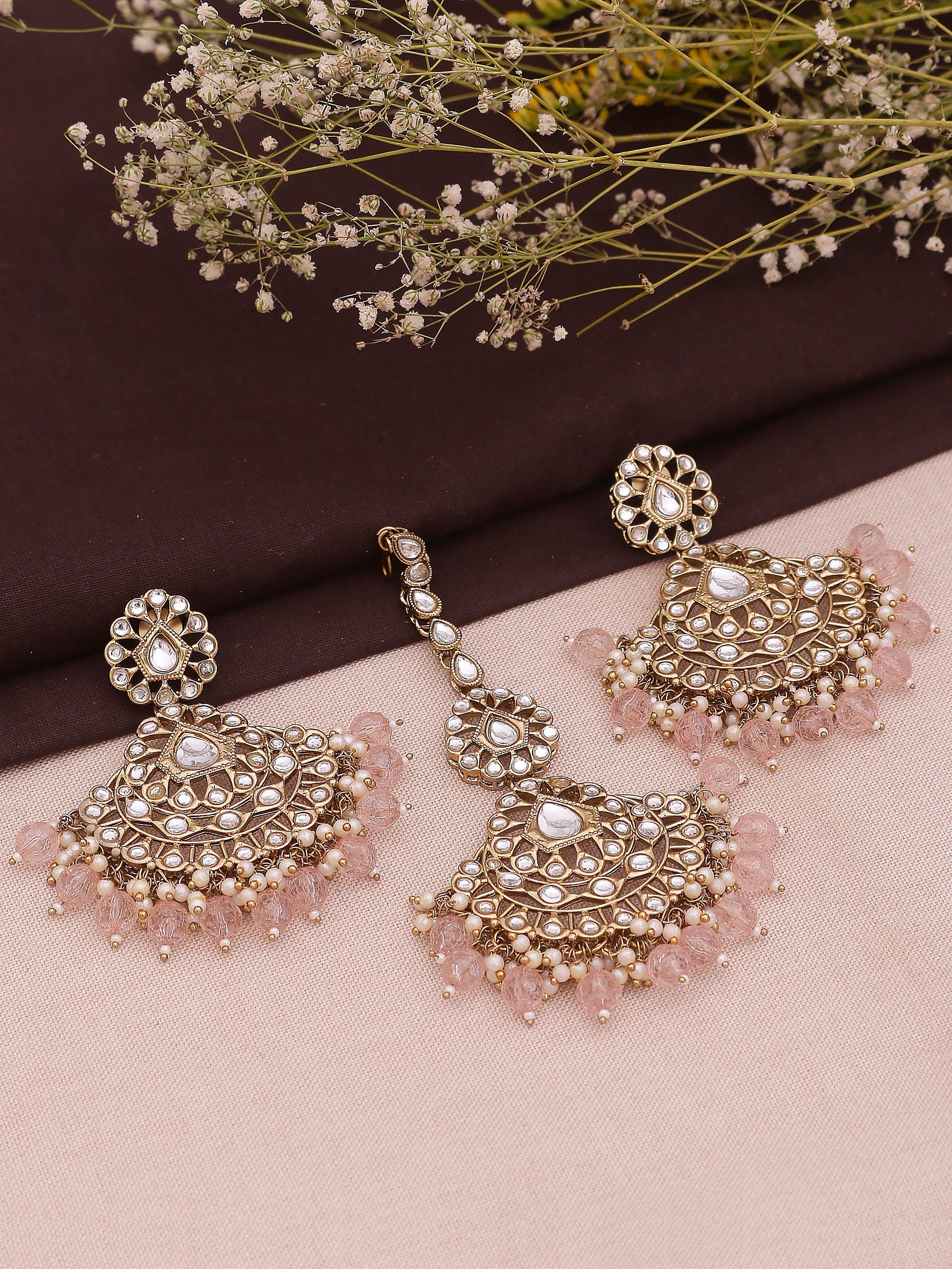 Swisni Alloy Golden Jhumki Earring, Maang Tikka