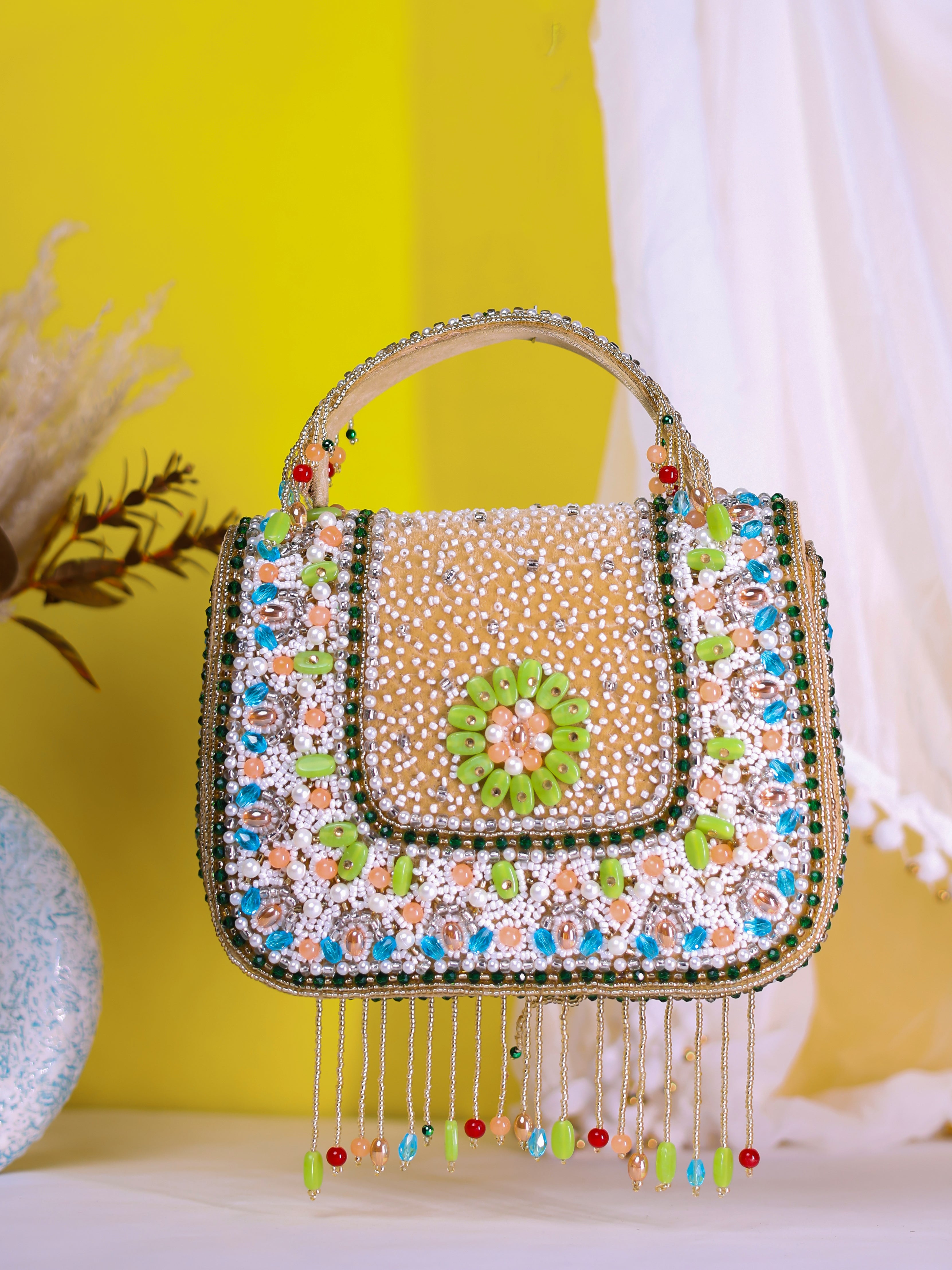 PRINTED DIGITAL CLUTCH BAG BORN TO BE FREE