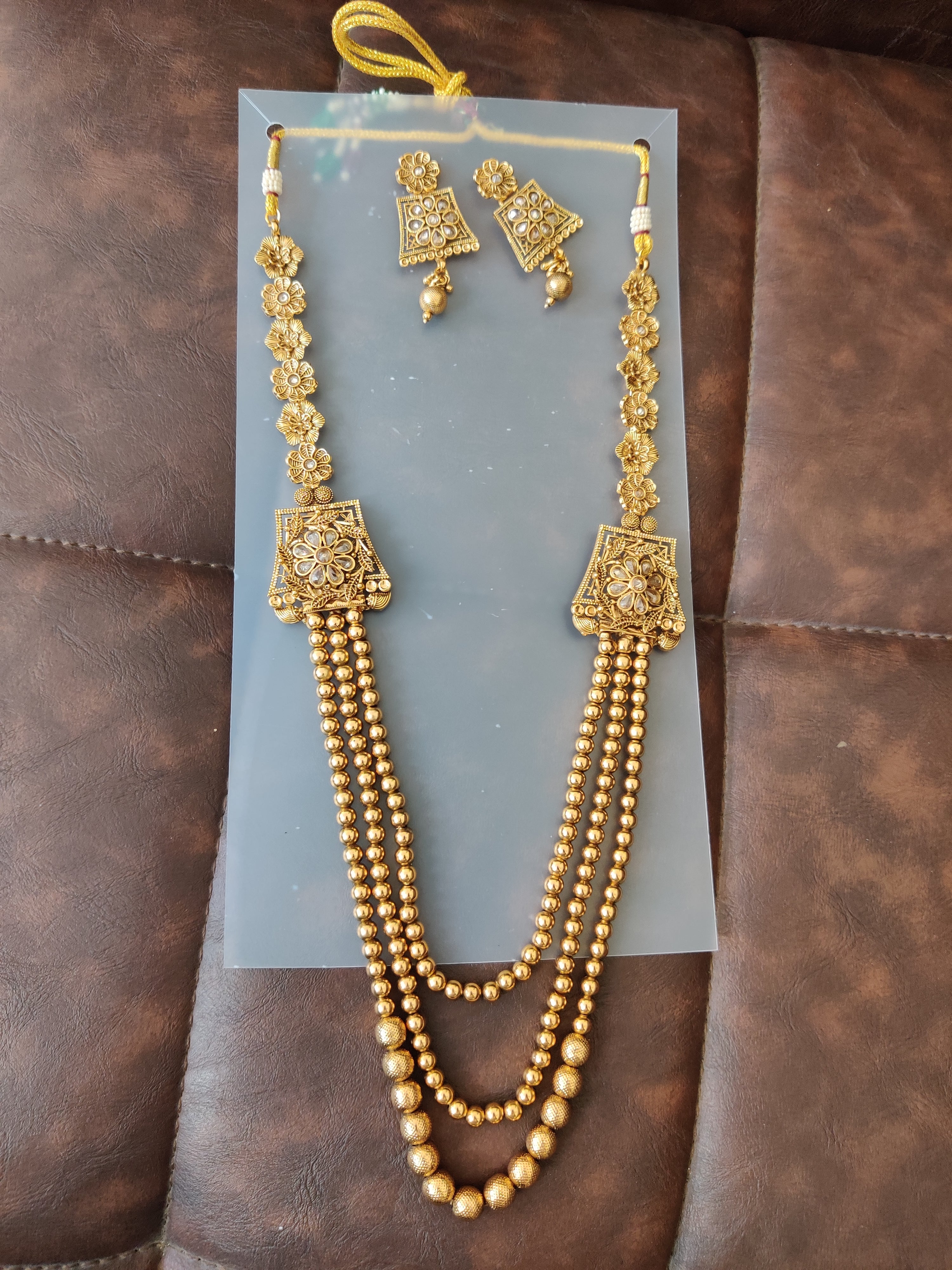 Neckless