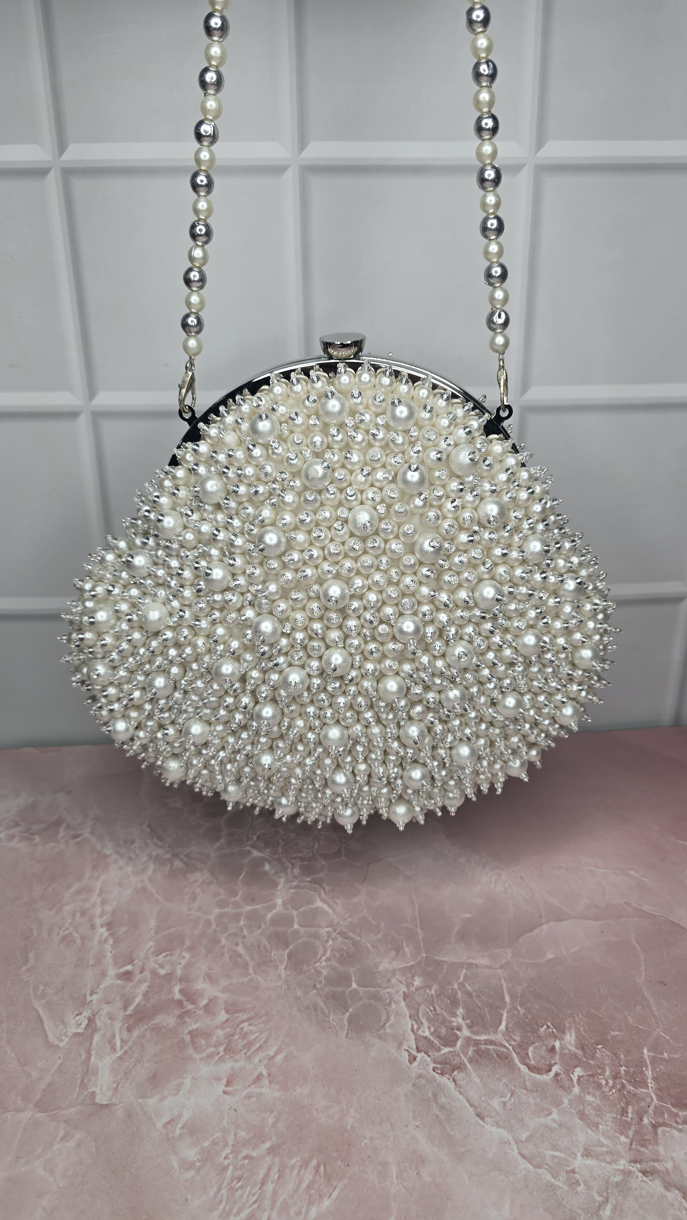 Pearl batua bag