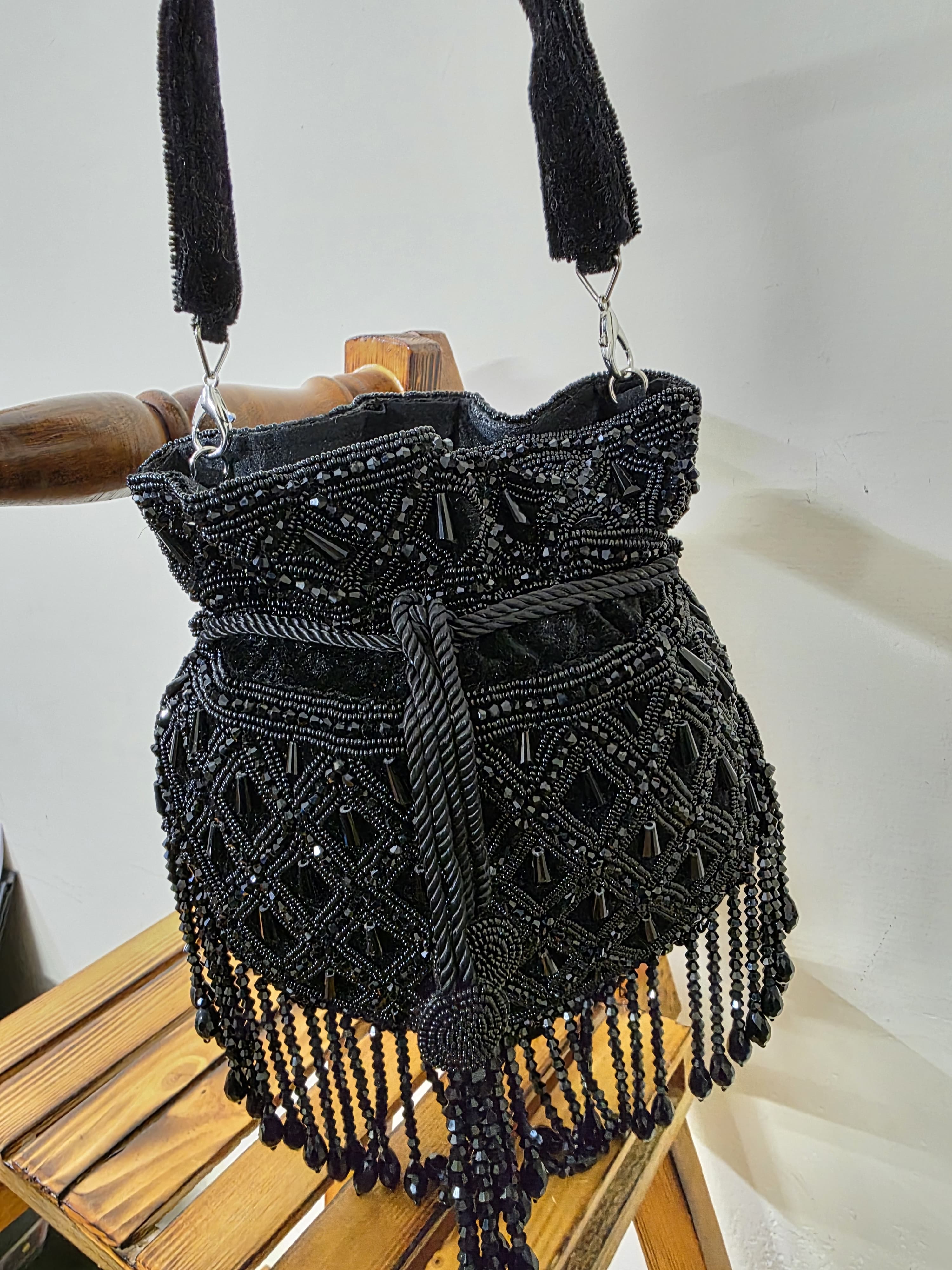 Black arohi potli bag