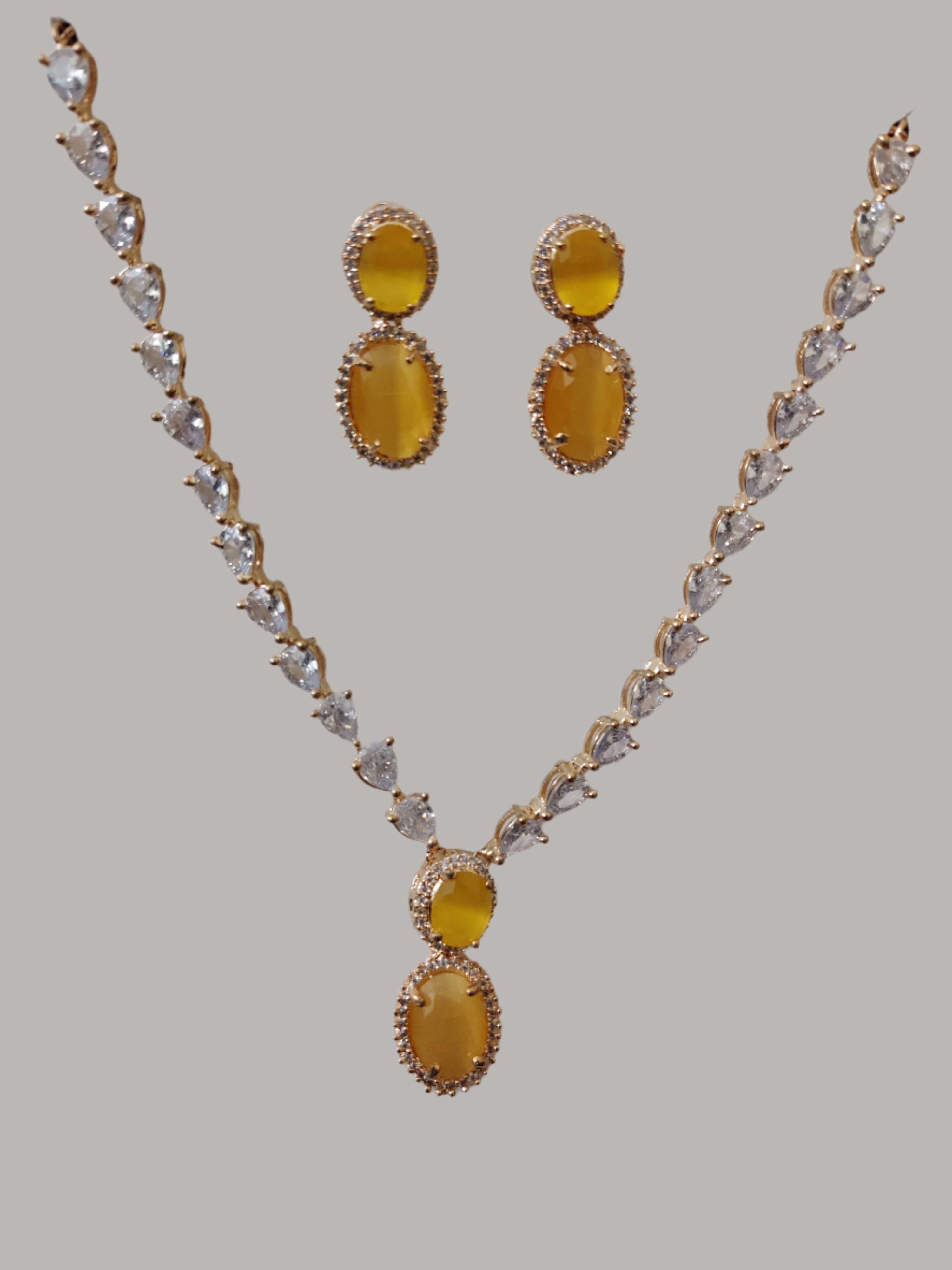 Neckless