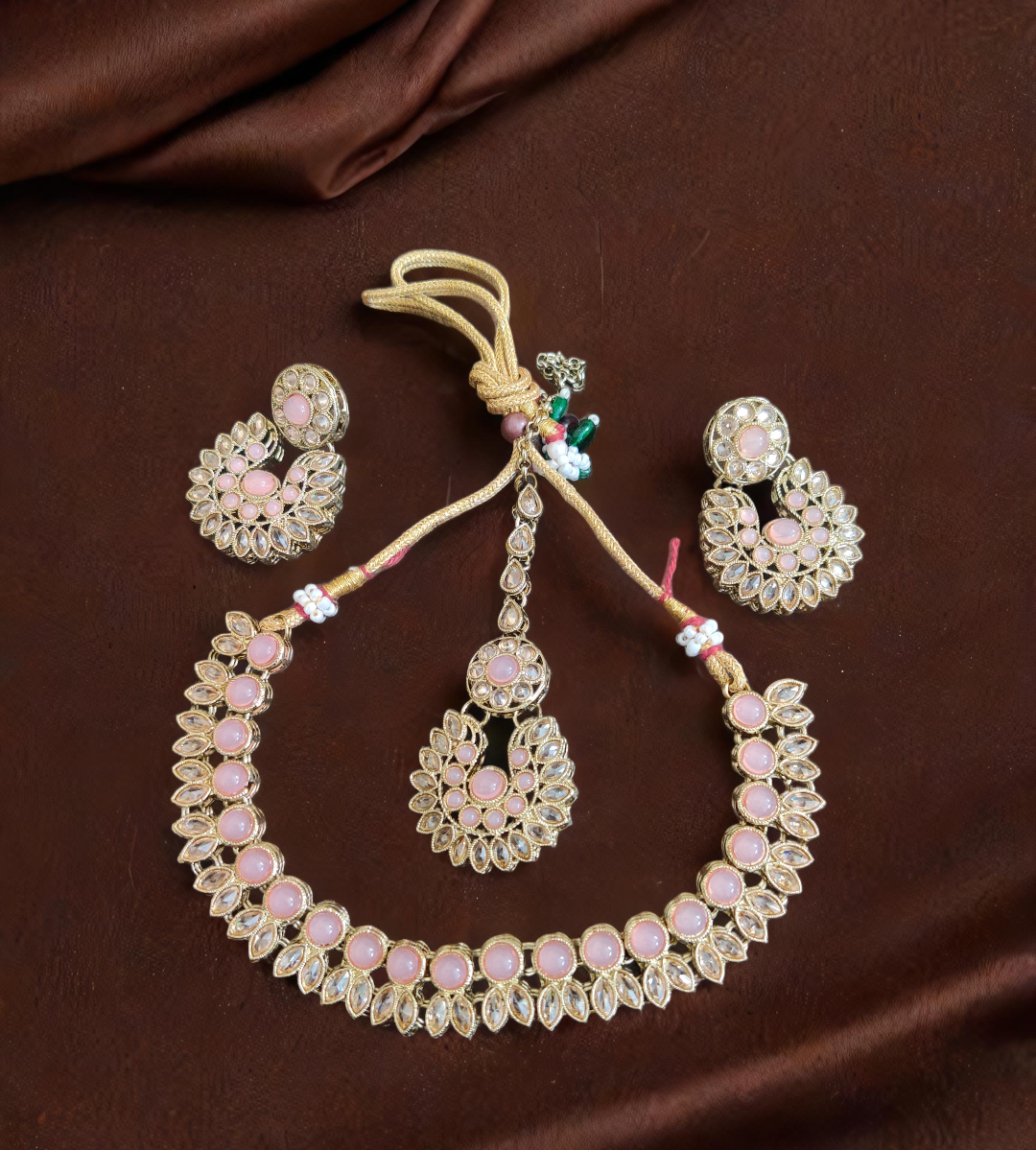 Neckless